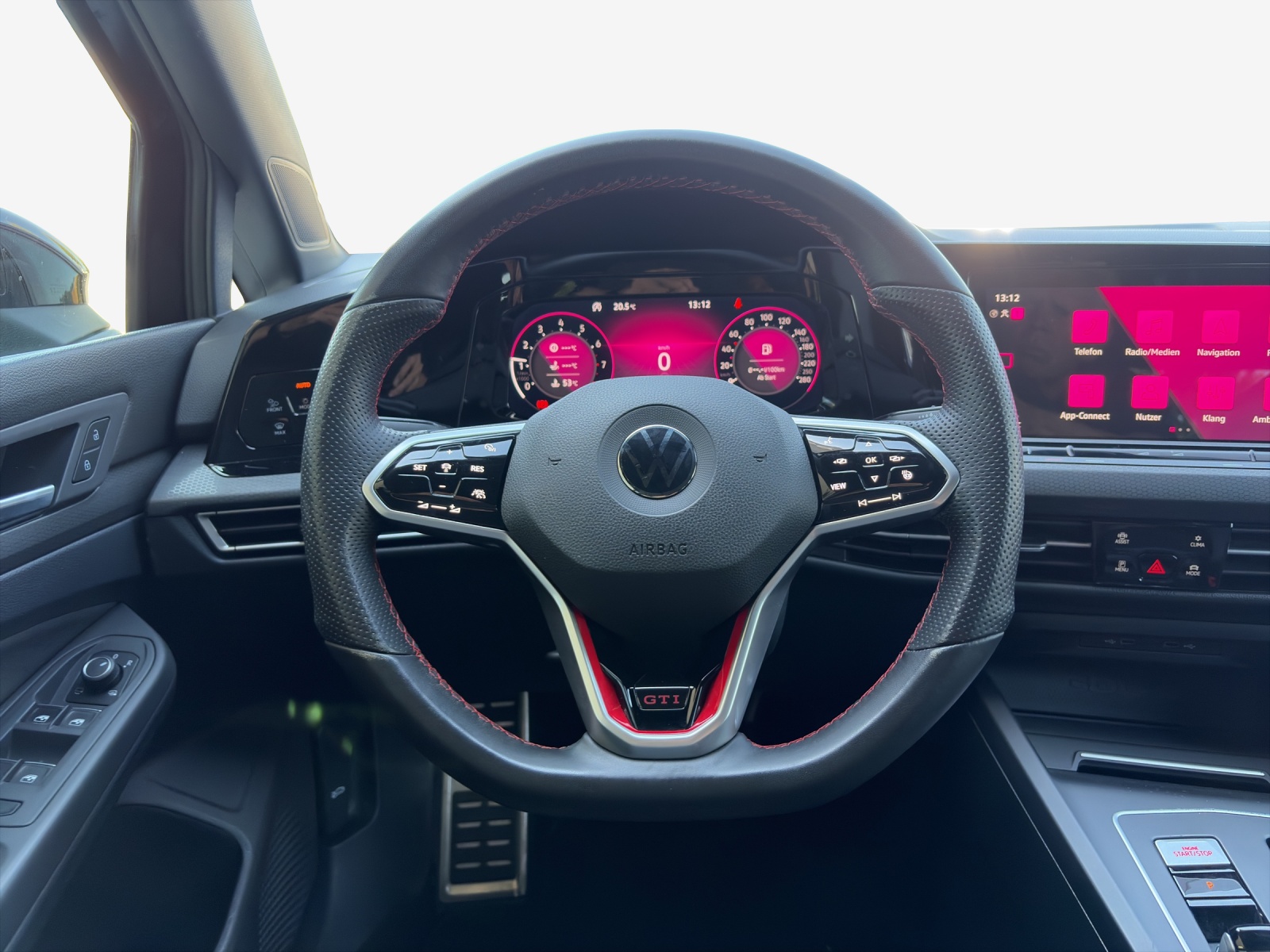 VW Golf 2.0 TSI GTI Clubsport DSG-image-9