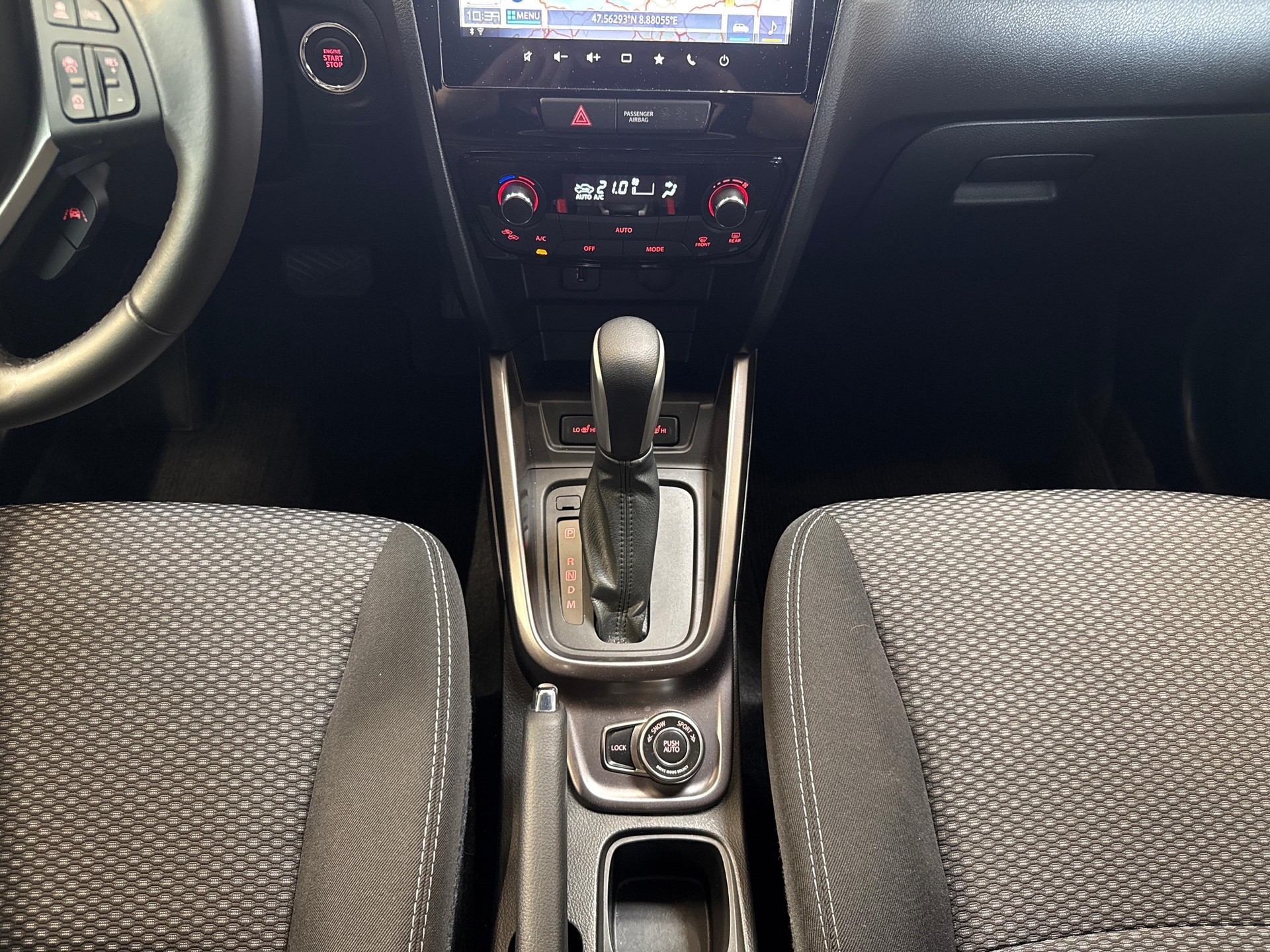 SUZUKI Vitara 1.4 T Compact+ Hybrid 4x4-image-10