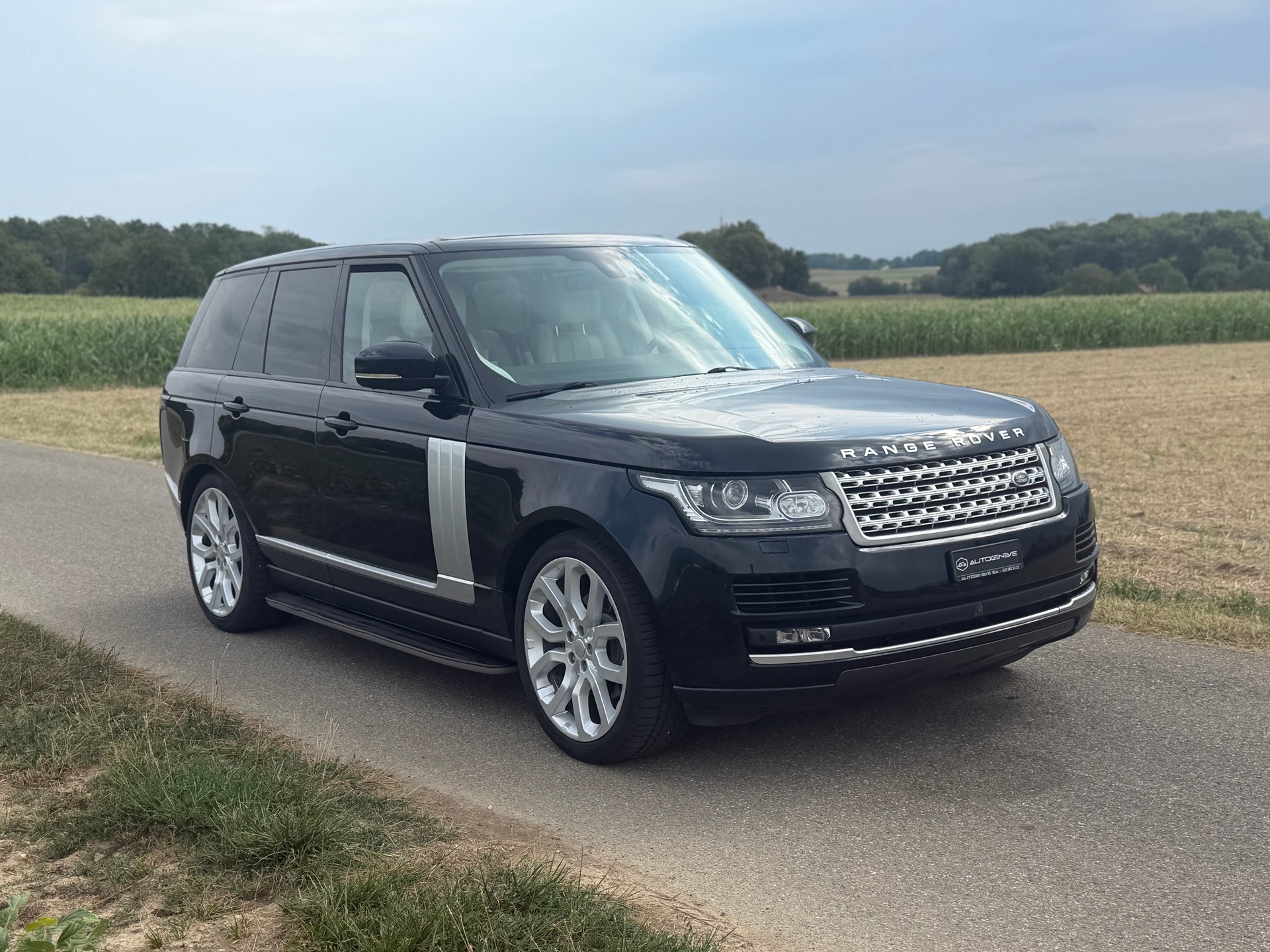 LAND ROVER Range Rover 3.0 TDV6 Autobiography Automatic-image-8