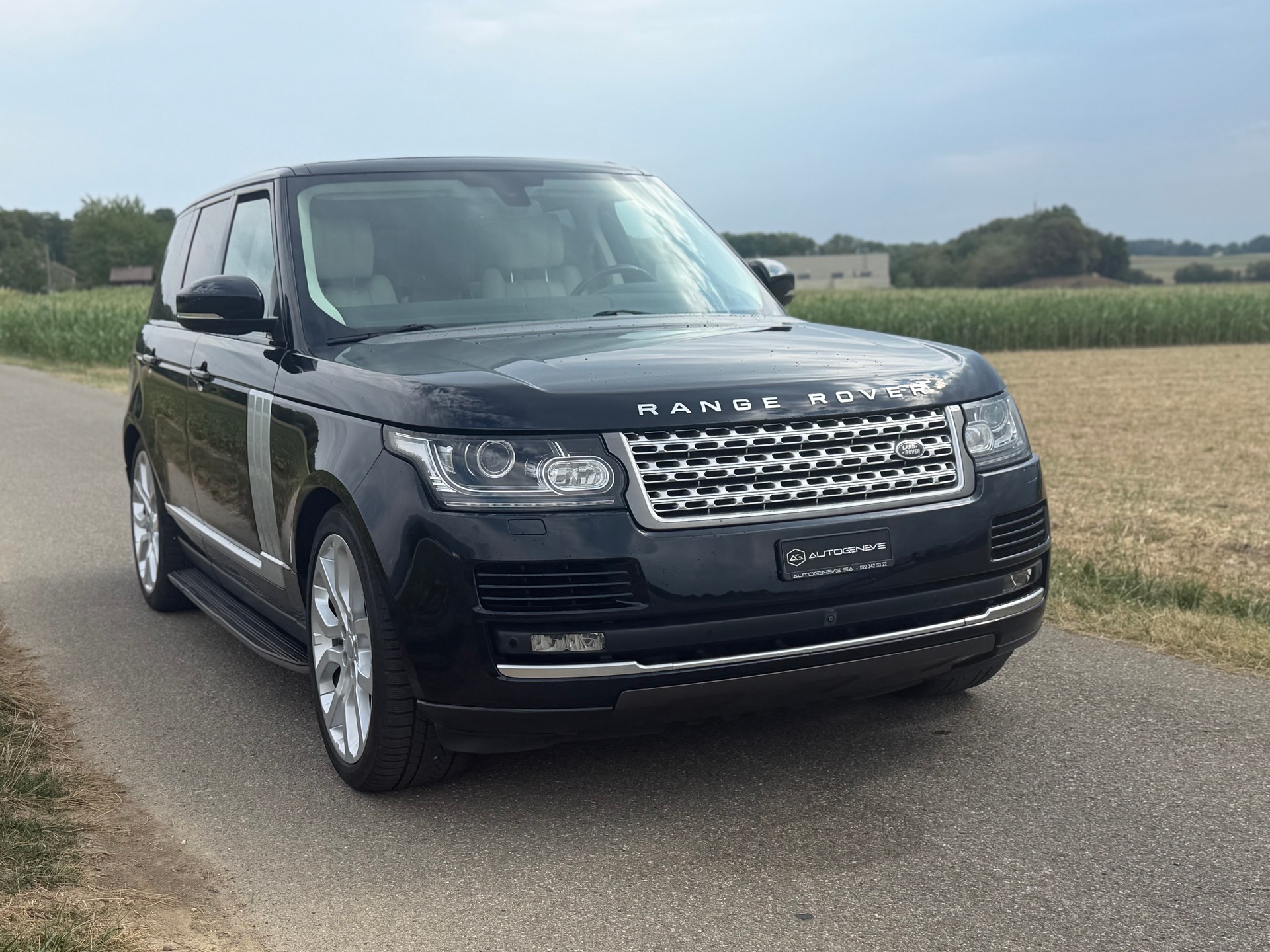 LAND ROVER Range Rover 3.0 TDV6 Autobiography Automatic-image-10