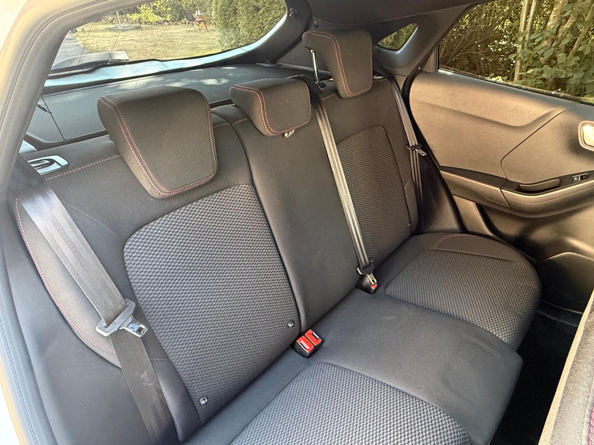 FORD Puma 1.0 MHEV ST-Line X-image-12