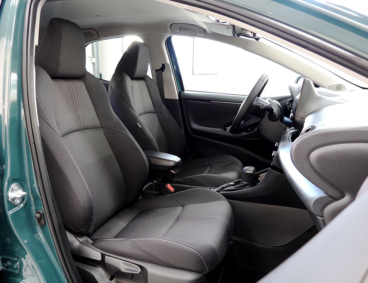 TOYOTA Yaris 1.5 Trend e-CVT-image-3