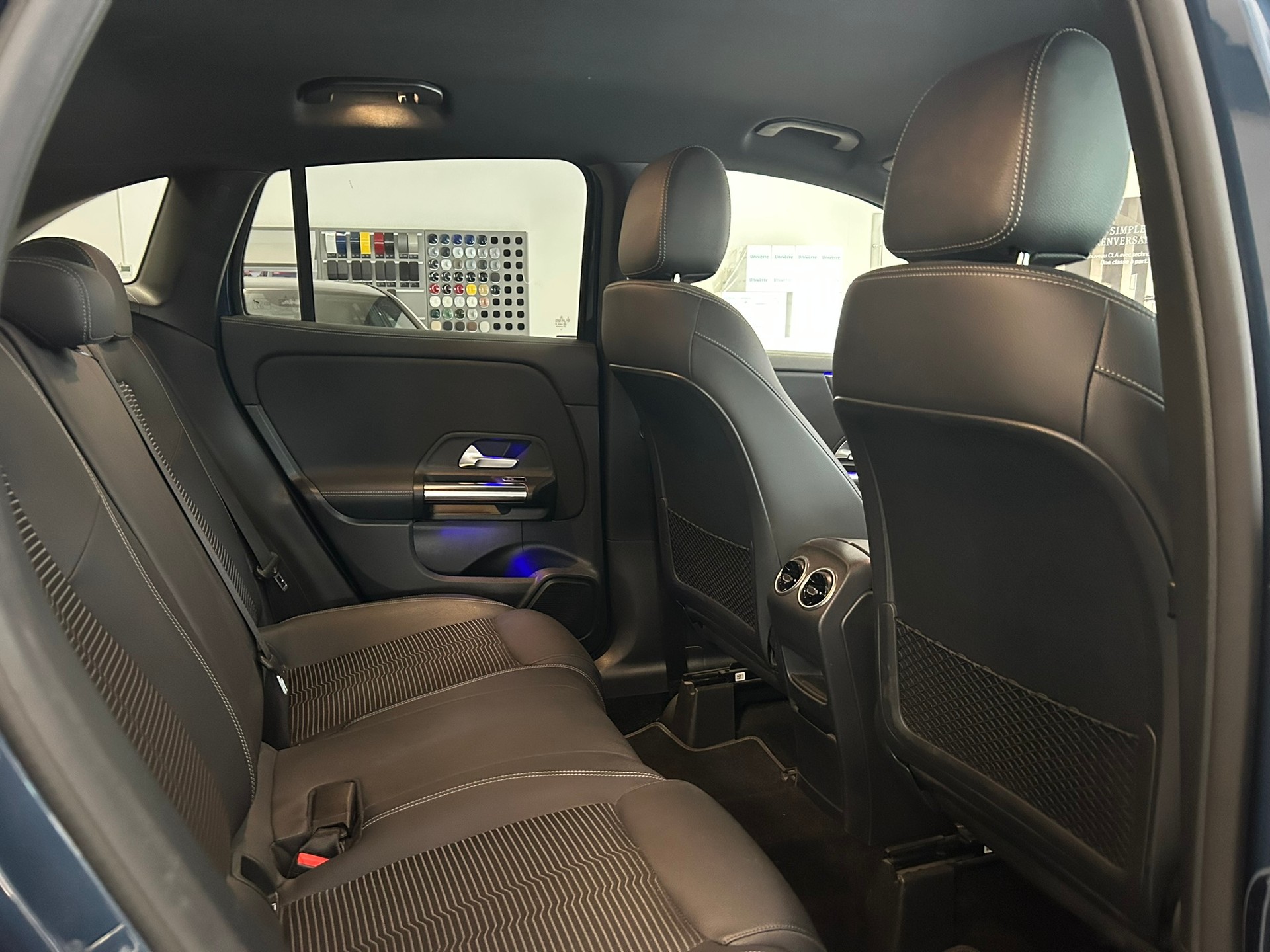 MERCEDES-BENZ GLA 250 4Matic Progressive 8G-DCT-image-9