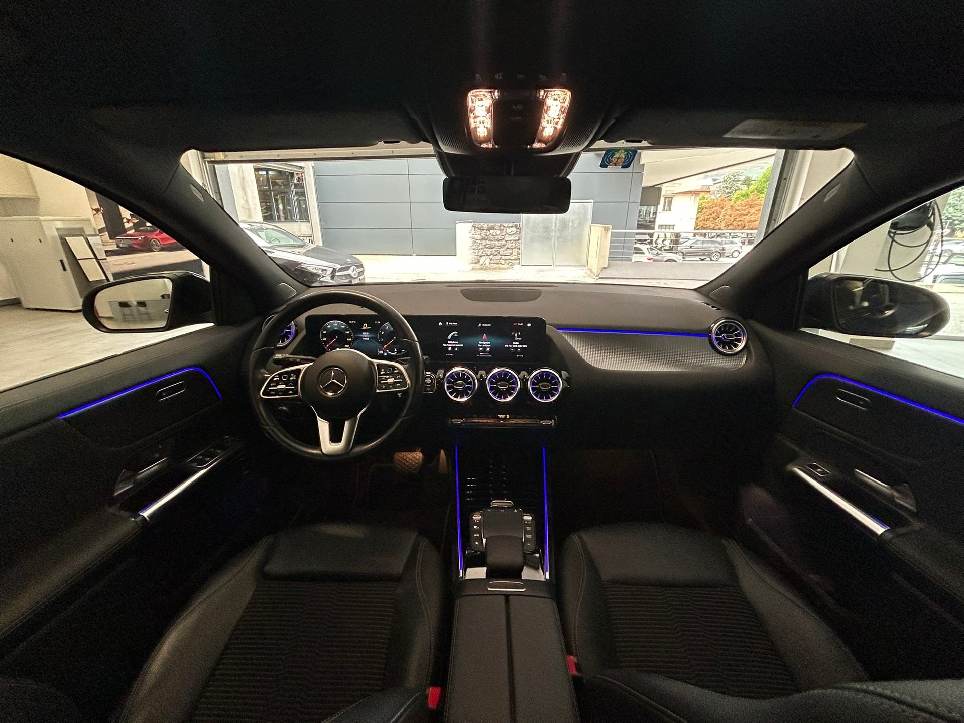 MERCEDES-BENZ GLA 250 4Matic Progressive 8G-DCT-image-7