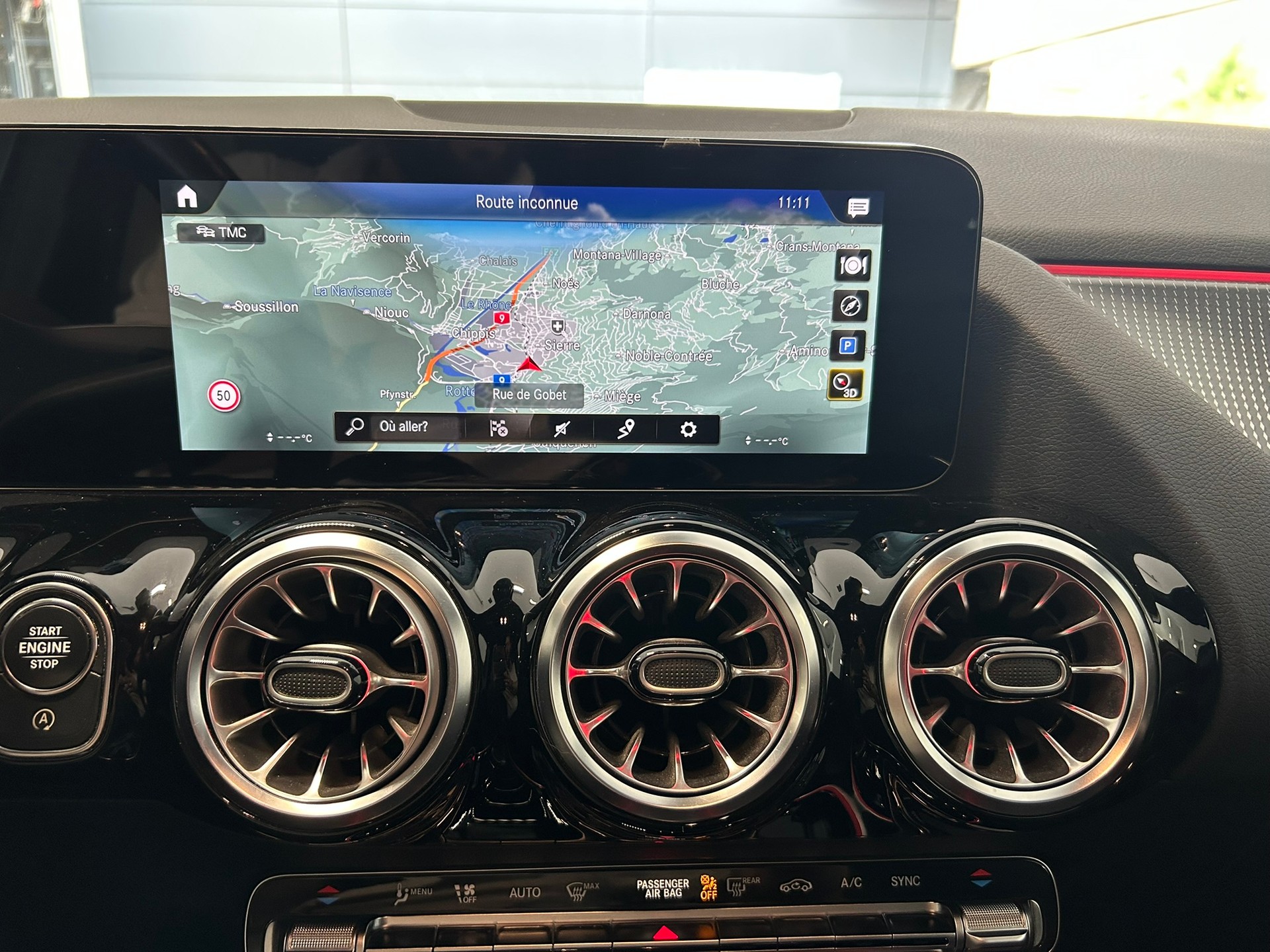 MERCEDES-BENZ GLA 250 4Matic Progressive 8G-DCT-image-10