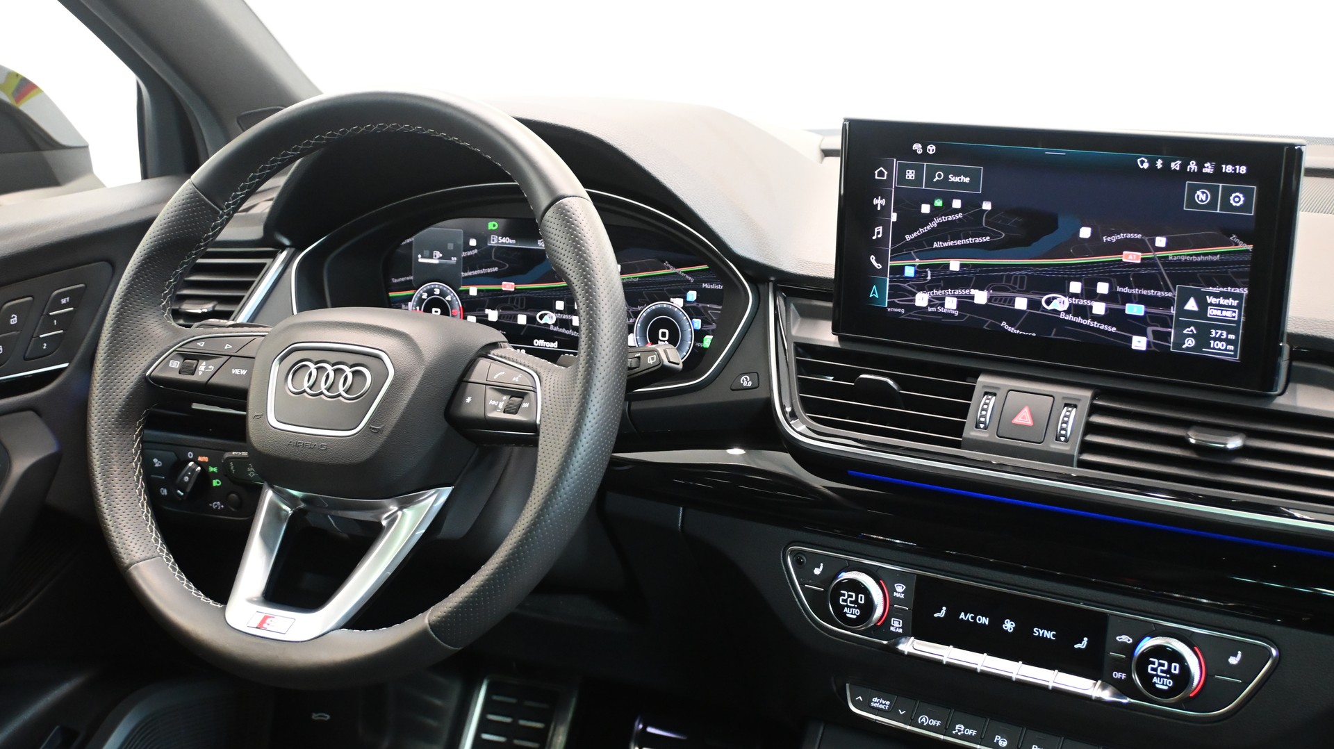 AUDI Q5 40 TDI Black Edition & S-Competition quattro S-tronic-image-4
