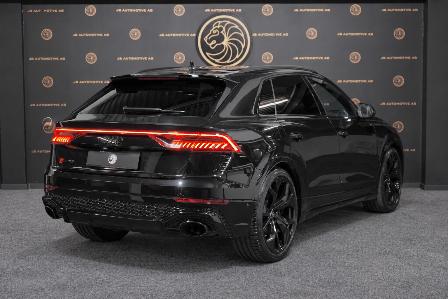 AUDI RSQ8 quattro tiptronic * Werksgarantie bis 2027, Head-UP Display, Massagesitz, 360 Kamera, Spurassist, Abstandregler, Allblack *-image-1