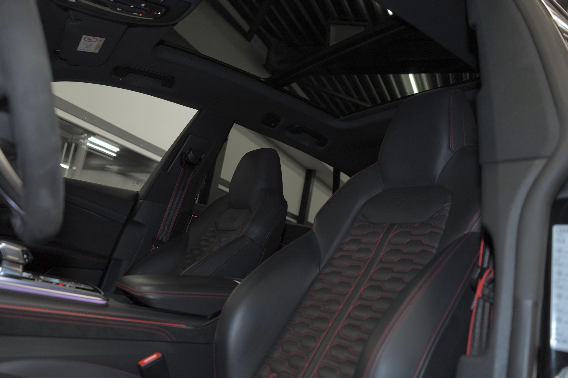 AUDI RSQ8 quattro tiptronic * Werksgarantie bis 2027, Head-UP Display, Massagesitz, 360 Kamera, Spurassist, Abstandregler, Allblack *-image-6