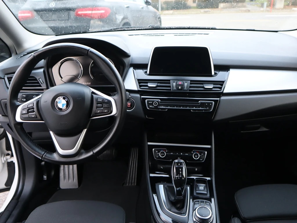 BMW 218d xDrive Gran Tourer Steptronic ** Fleet Package ** Anh-Kupplung ** Gr.Navi ** Parkhilfe v+h **-image-10