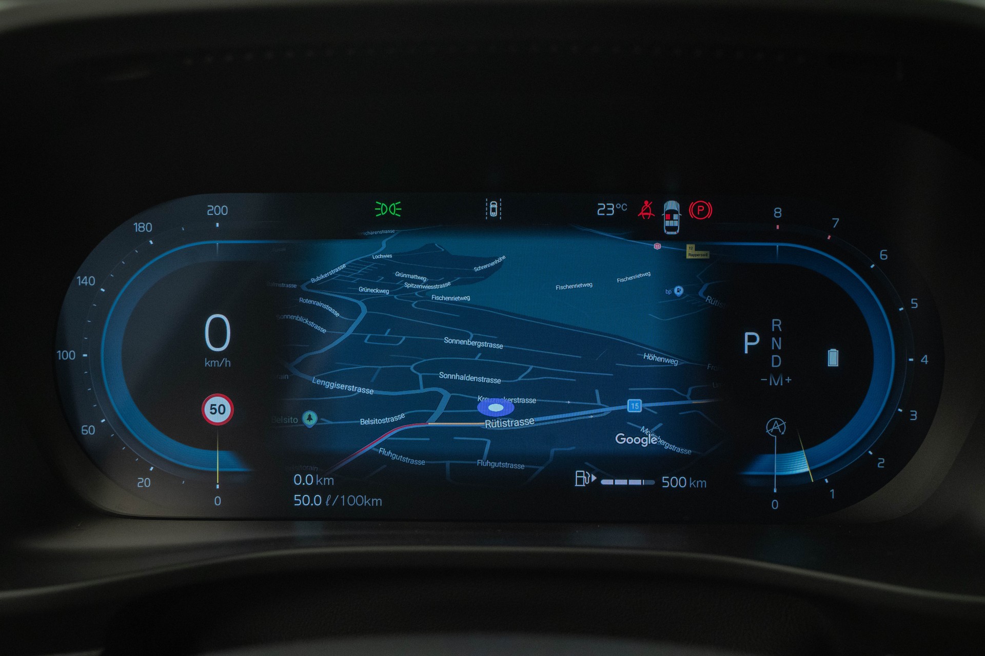 VOLVO XC40 2.0 B4 MH Plus Dark-image-10