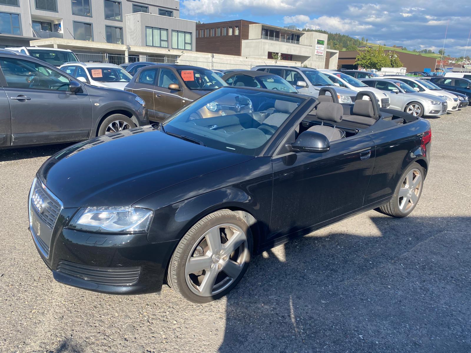 AUDI A3 Cabriolet 1.8 TFSI Attraction-image-0