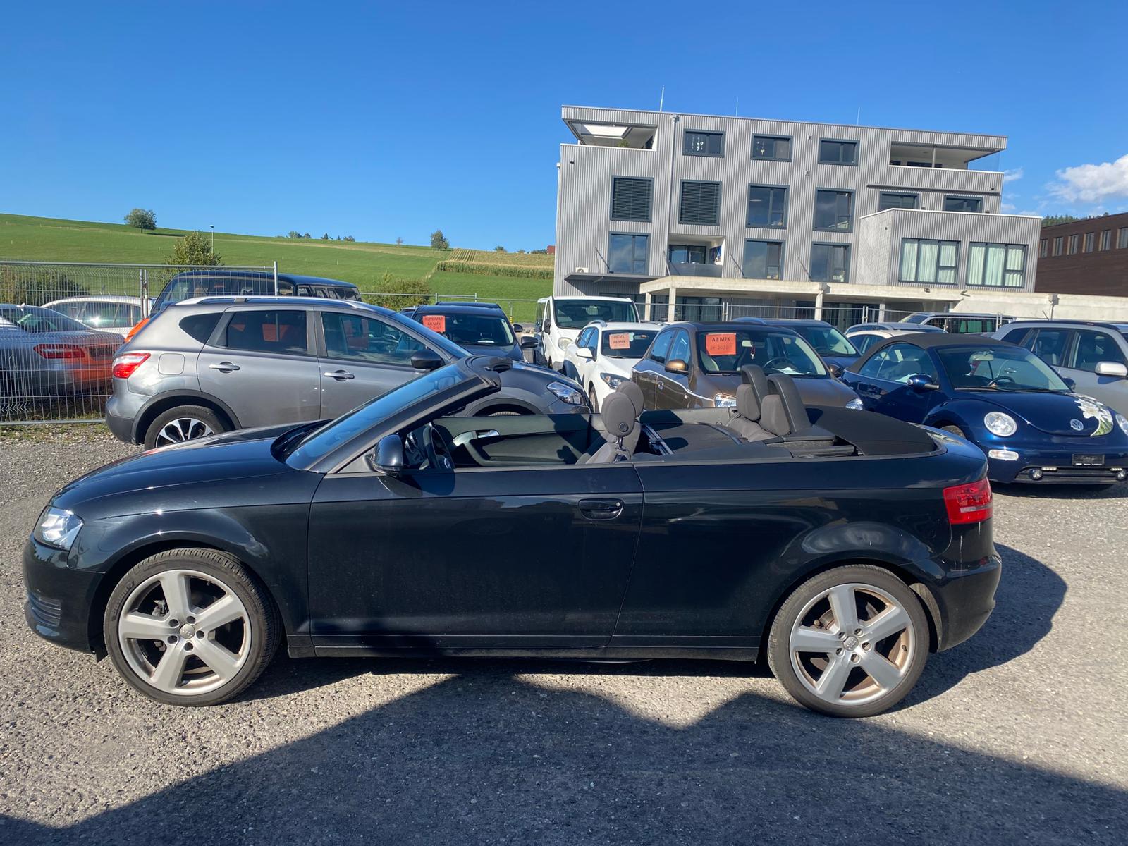 AUDI A3 Cabriolet 1.8 TFSI Attraction-image-10