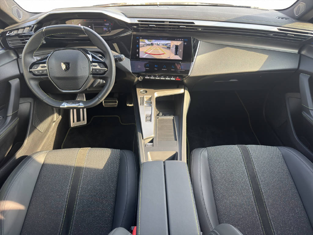 PEUGEOT 308 SW 1.6 PHEV 180 GT-image-14