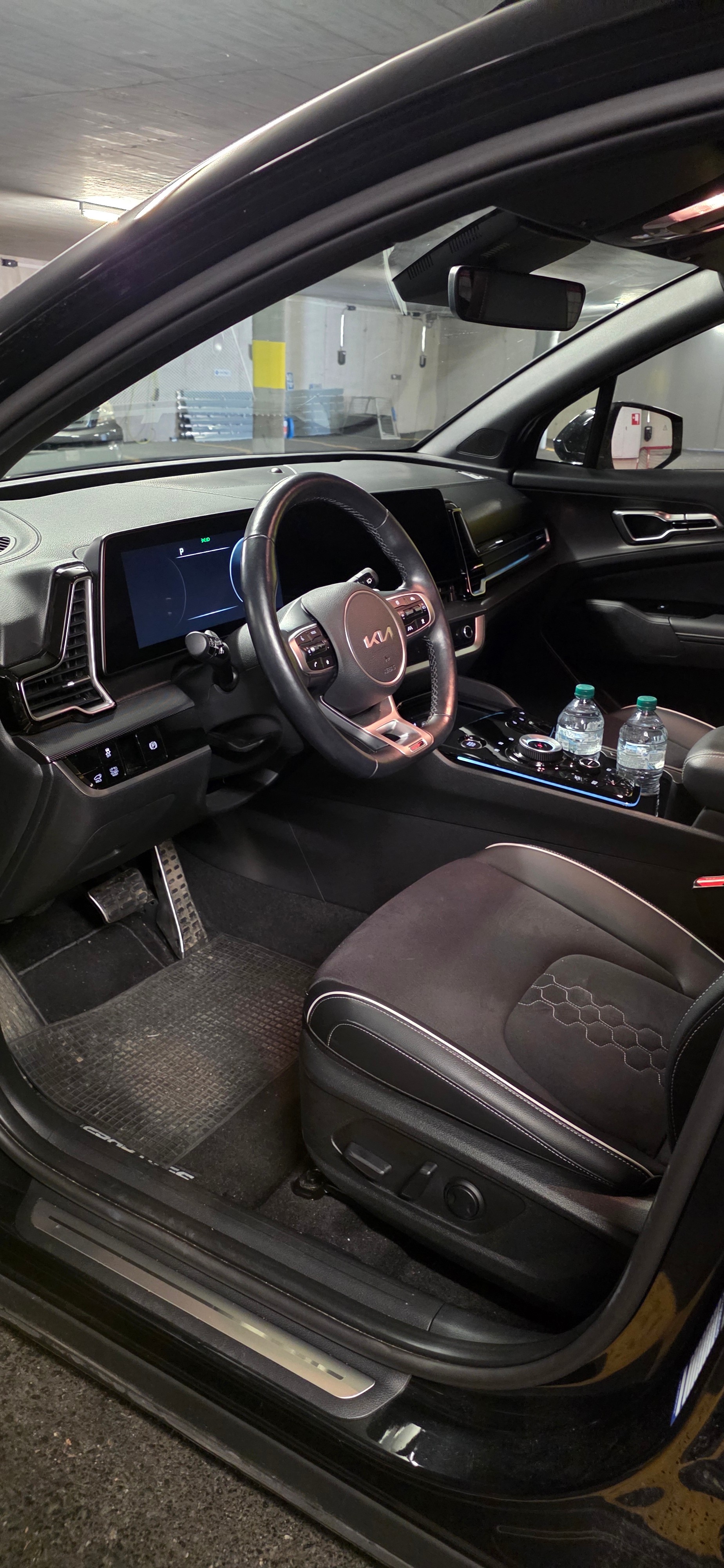 KIA 1.6 T-GDi Hybrid GT-Line-image-4