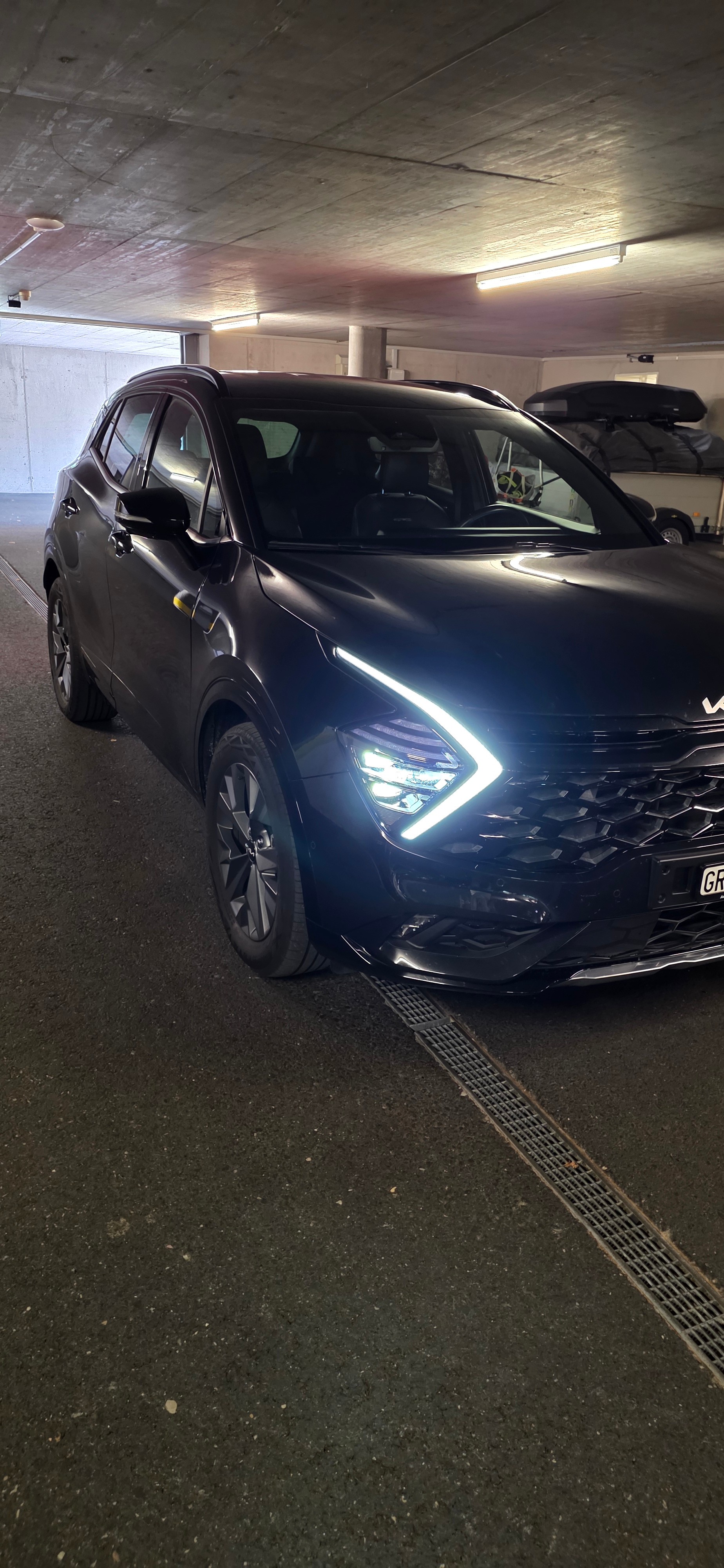 KIA 1.6 T-GDi Hybrid GT-Line-image-1