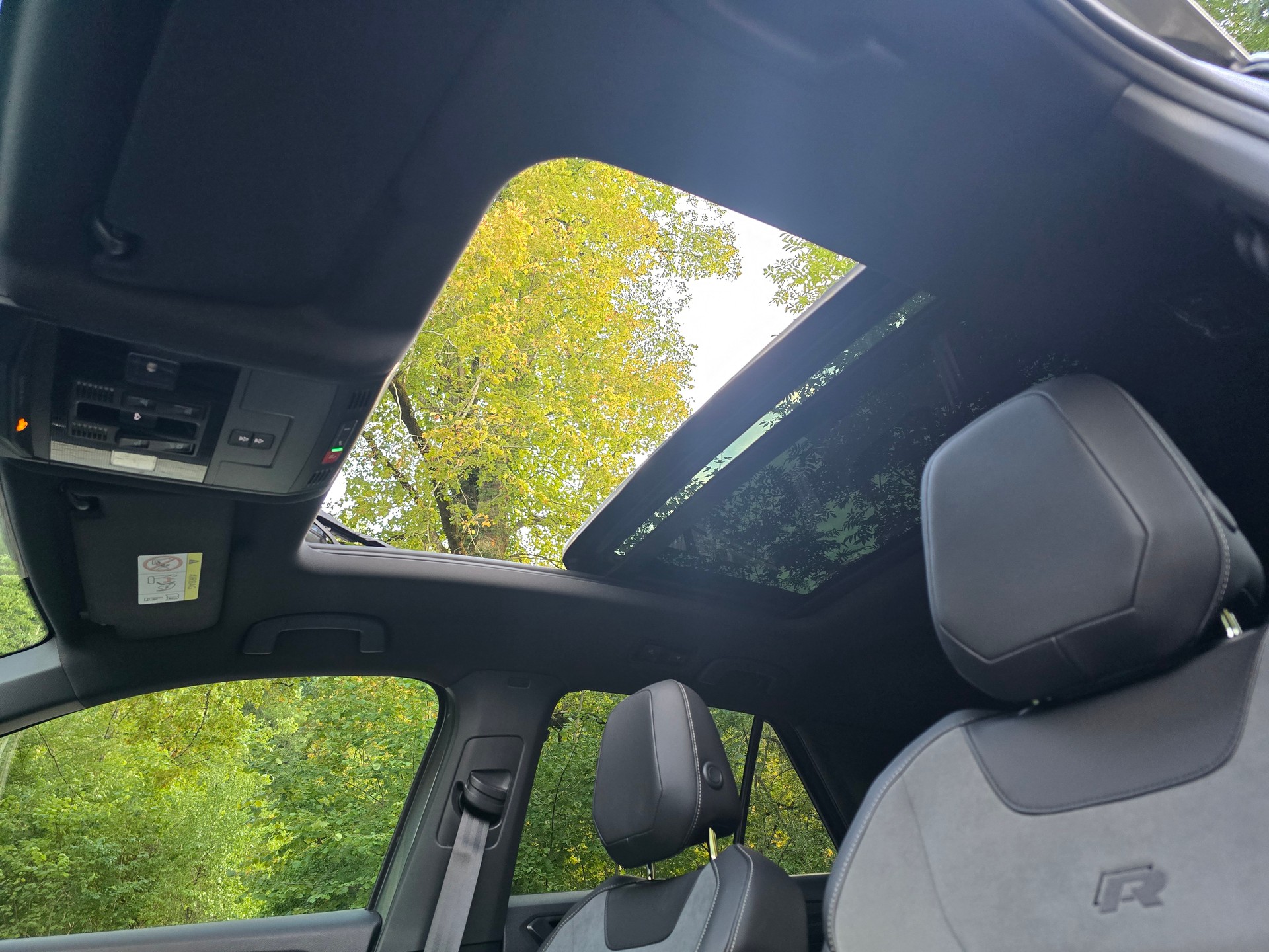 VW T-Roc 2.0 TSI R DSG 4Motion 301PS-image-10