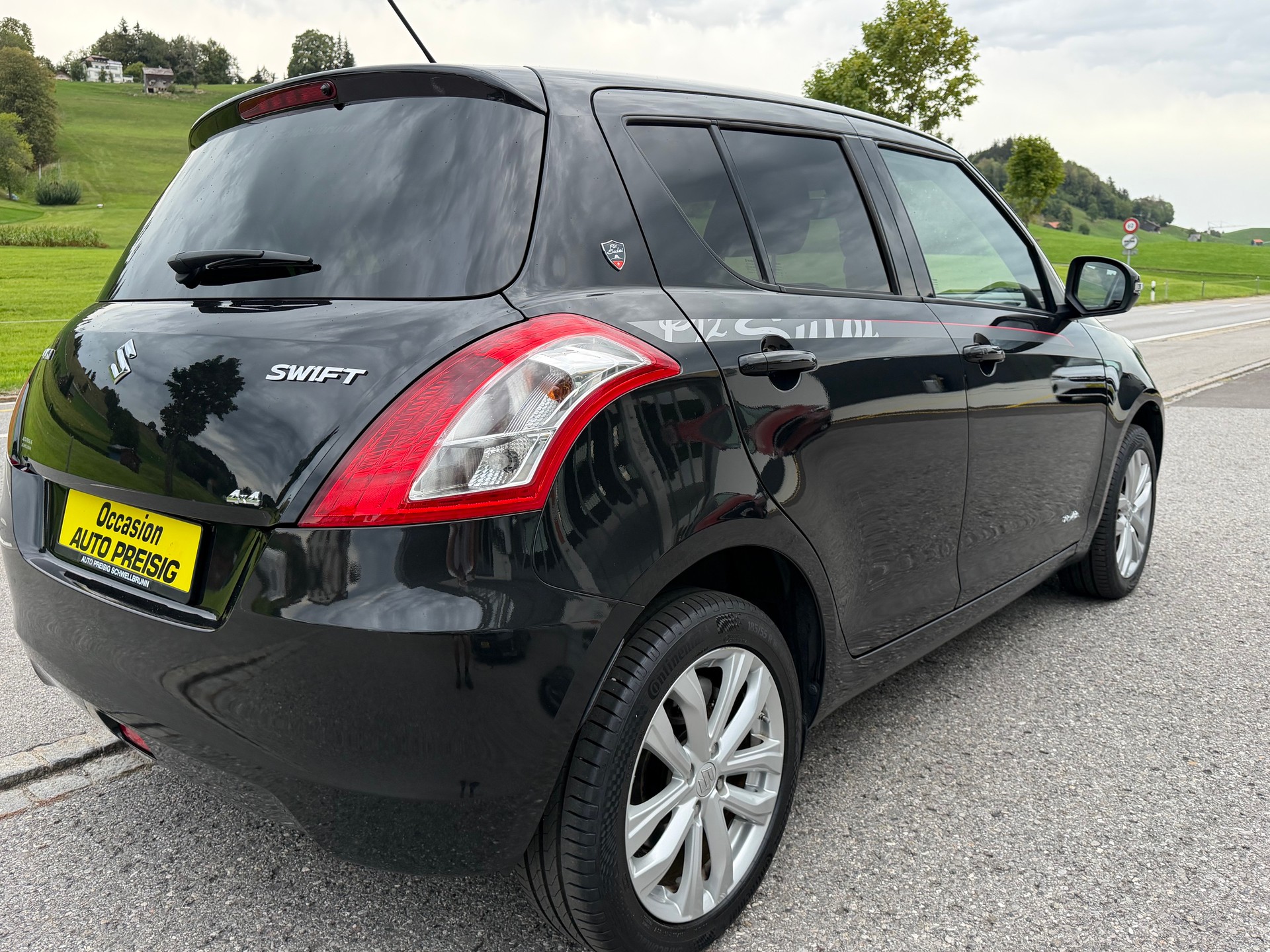 SUZUKI Swift 1.2i 16V PizSulai Top 4x4-image-11