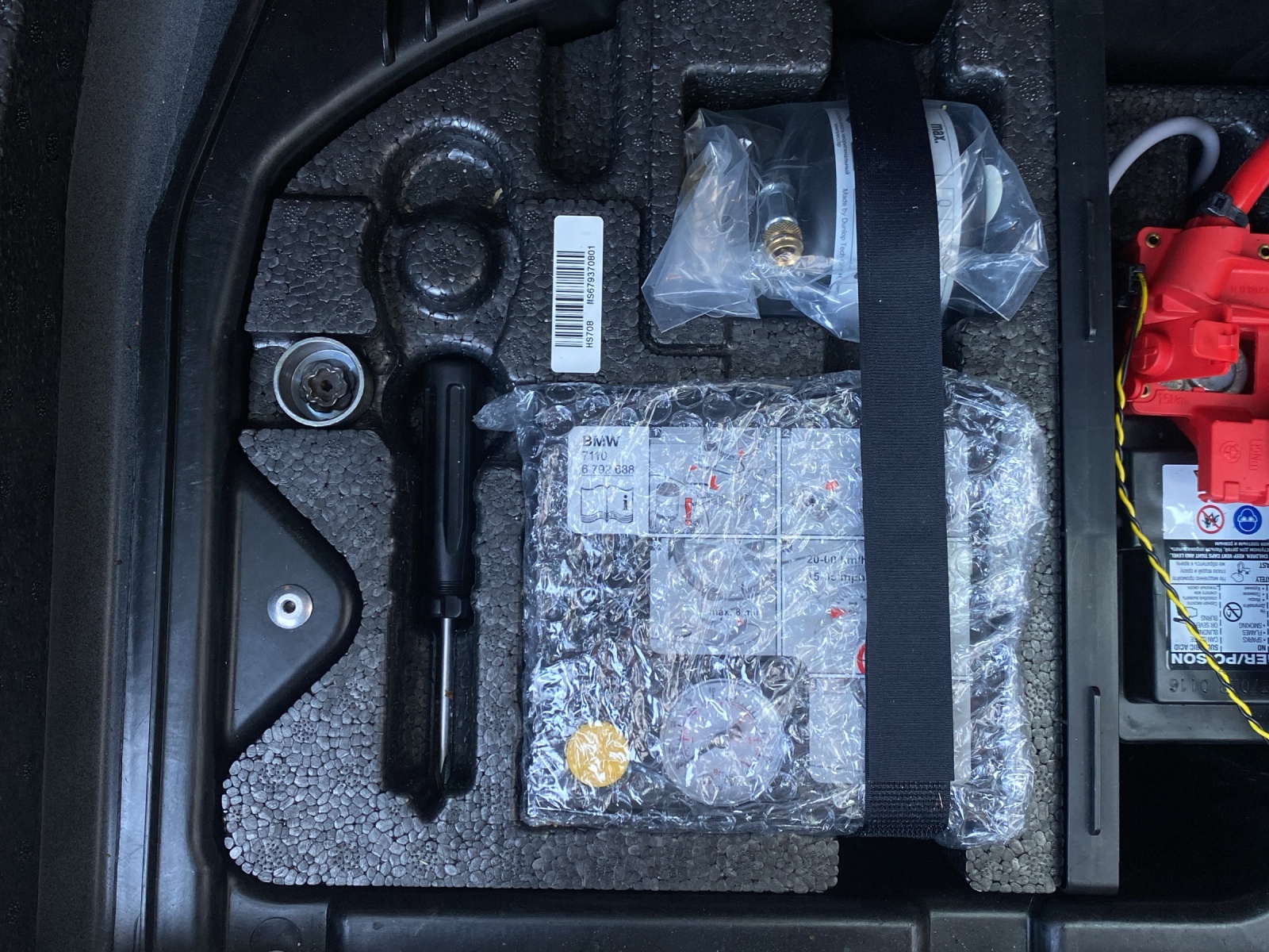 BMW X1 xDrive 18d Steptronic-image-16