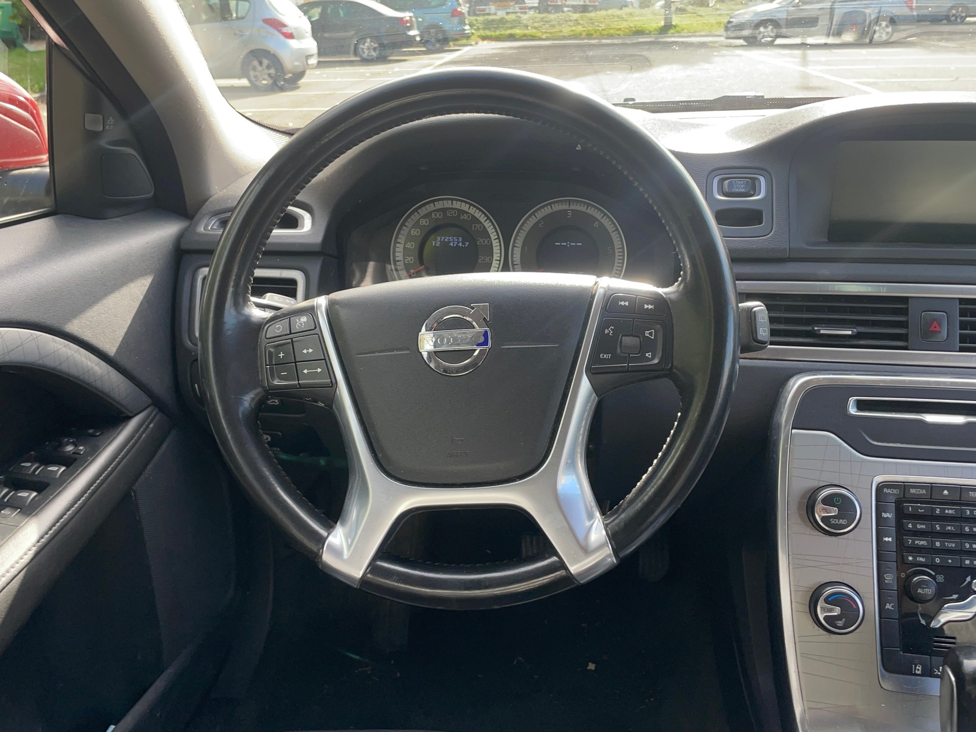 VOLVO XC70 D5 AWD Summum Geartronic-image-9