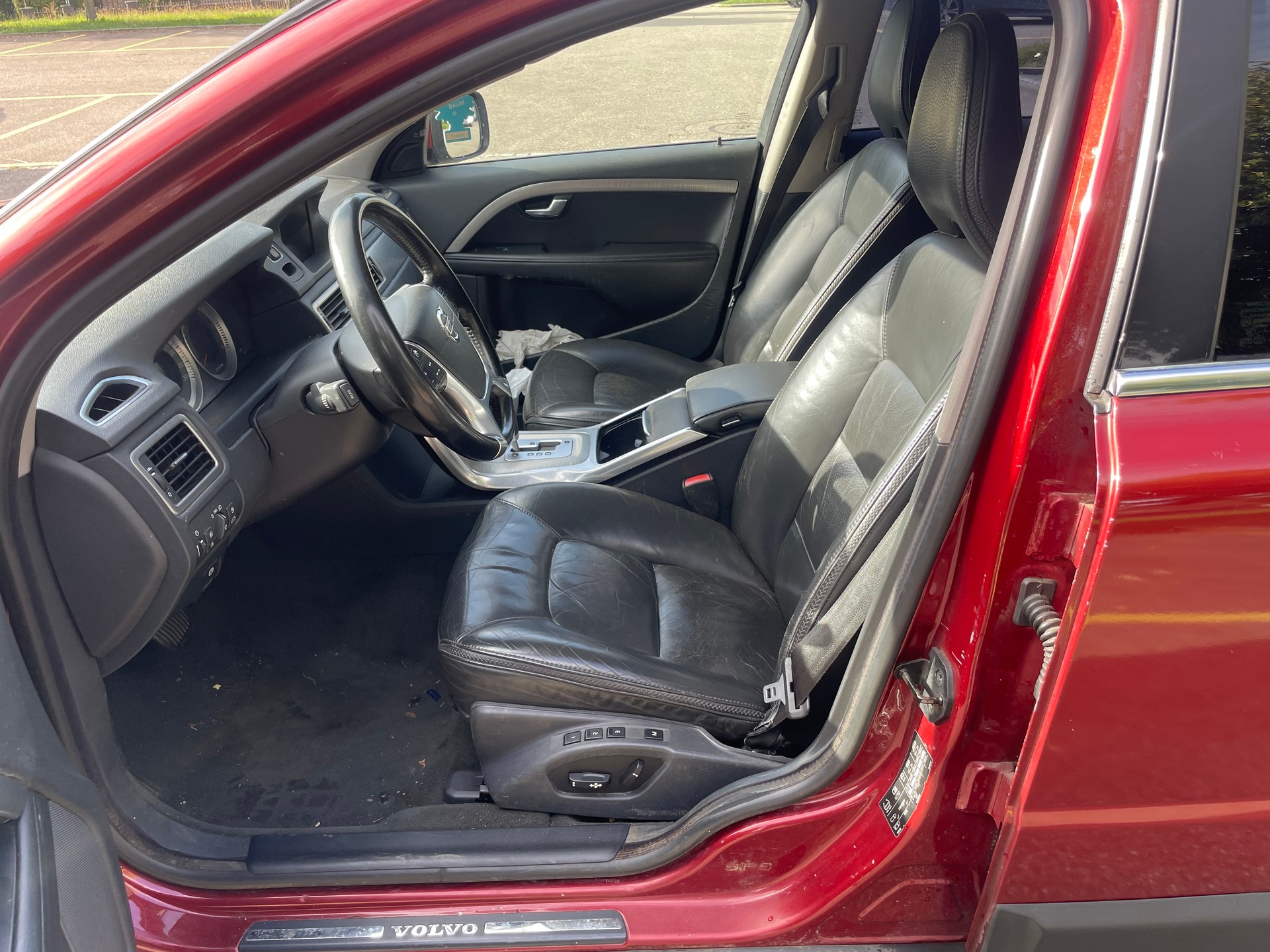 VOLVO XC70 D5 AWD Summum Geartronic-image-10
