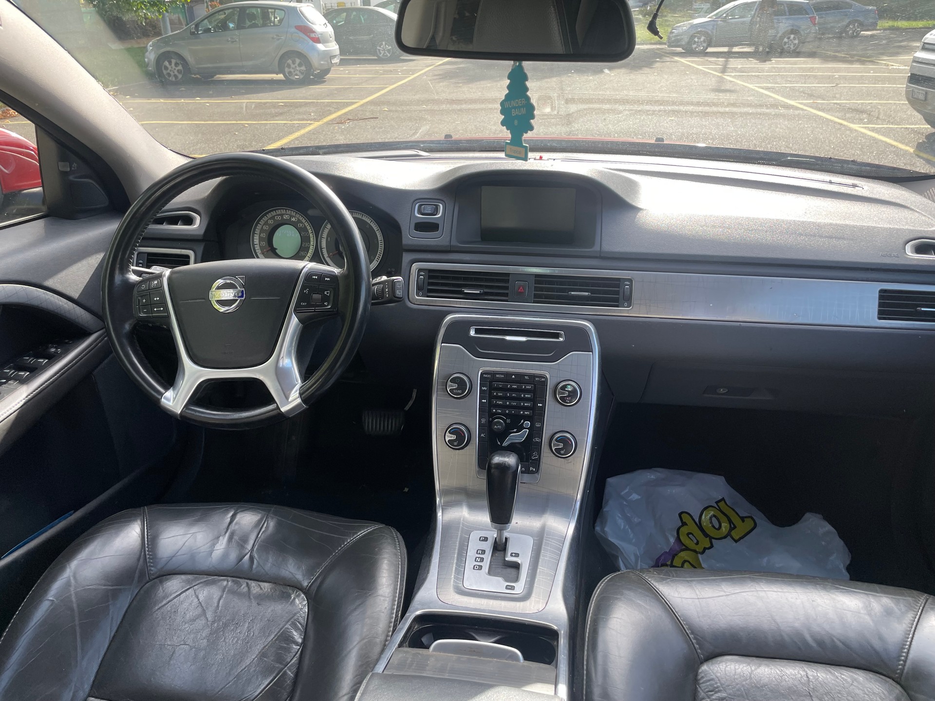 VOLVO XC70 D5 AWD Summum Geartronic-image-8