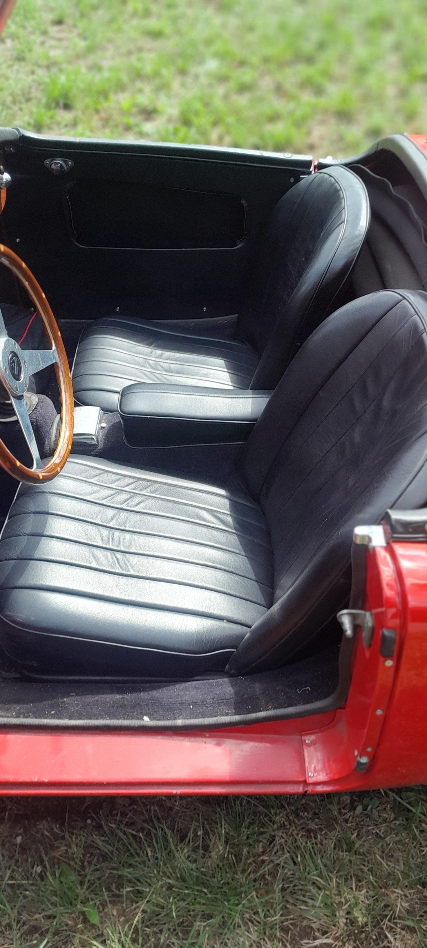 MG MGA-image-2