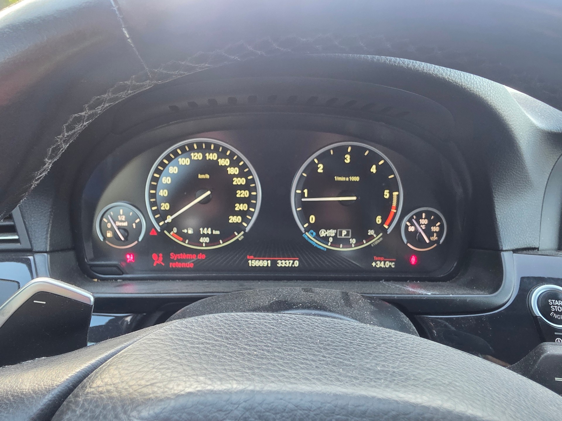 BMW 520d Touring xDrive Modern Line Steptronic-image-12