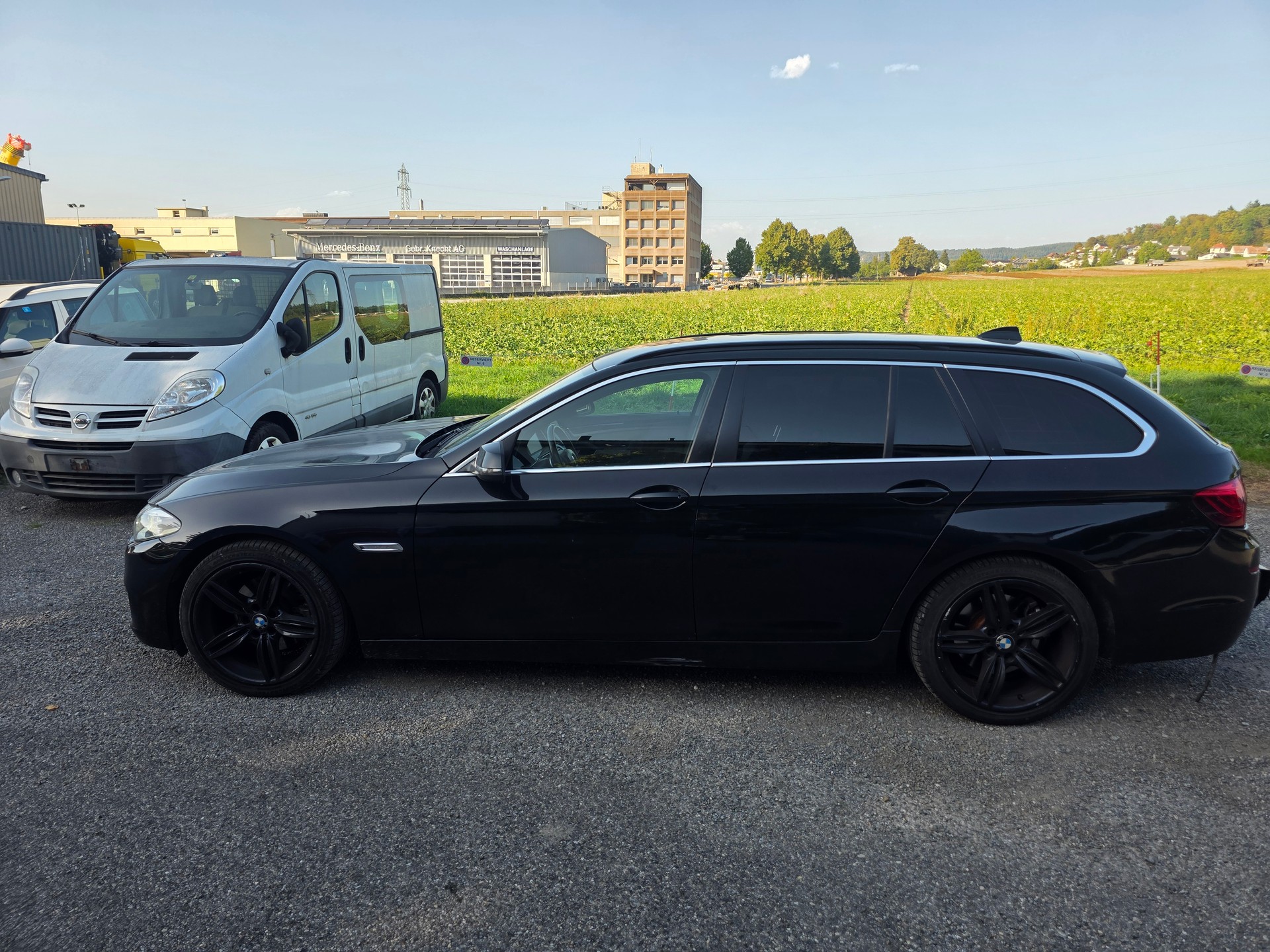 BMW 520d Touring xDrive Modern Line Steptronic-image-8