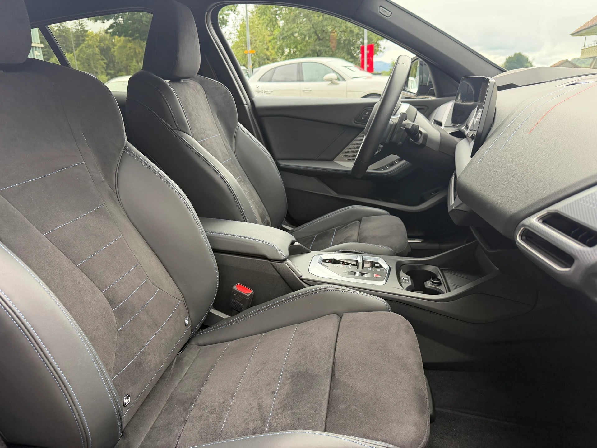 BMW 118d Steptronic M Sport Pro-image-15