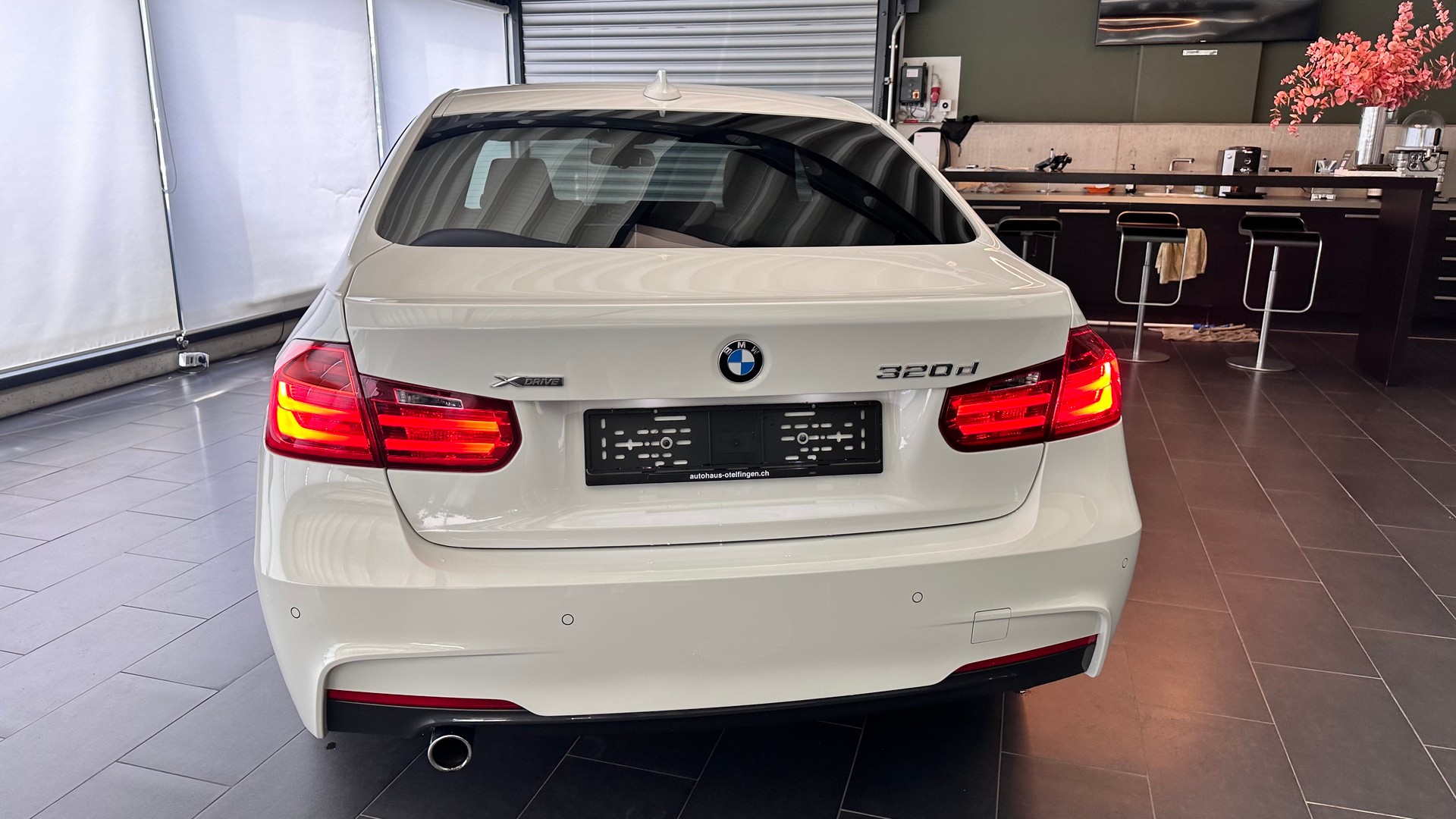 BMW 320d xDrive SAG-image-2