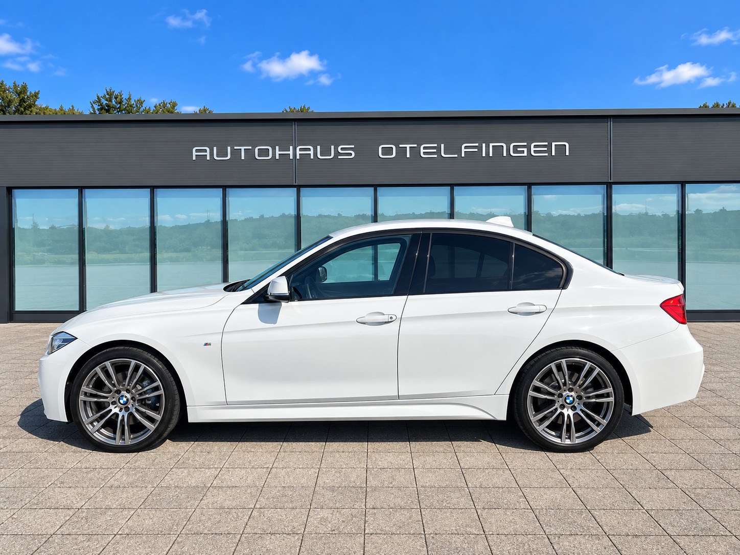 BMW 320d xDrive SAG-image-0