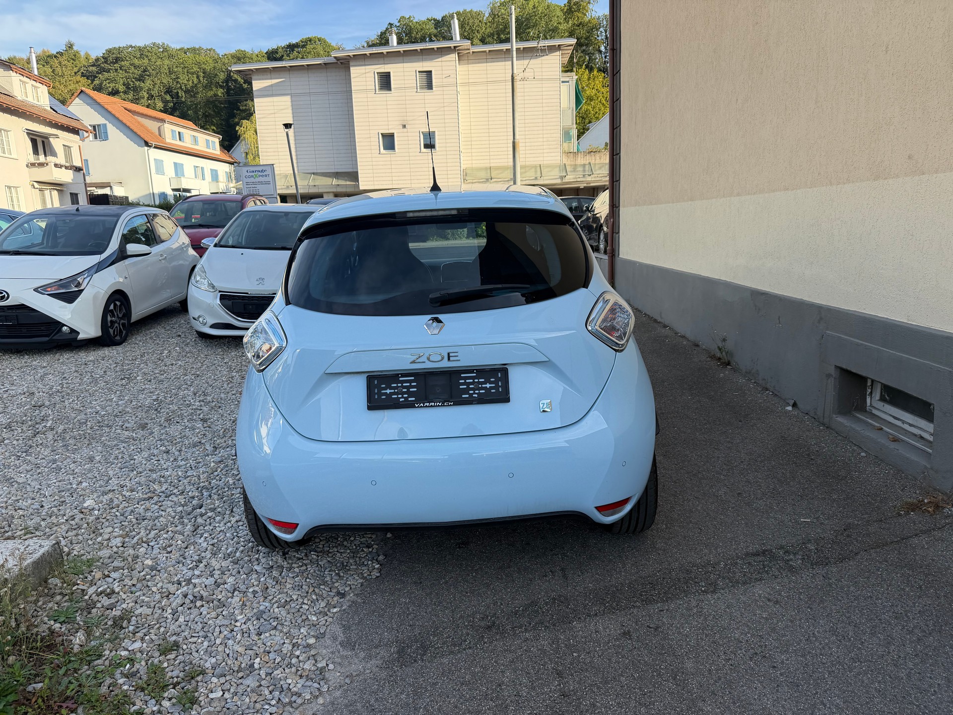RENAULT Zoe Intens R240 (Batterie Miete)-image-3