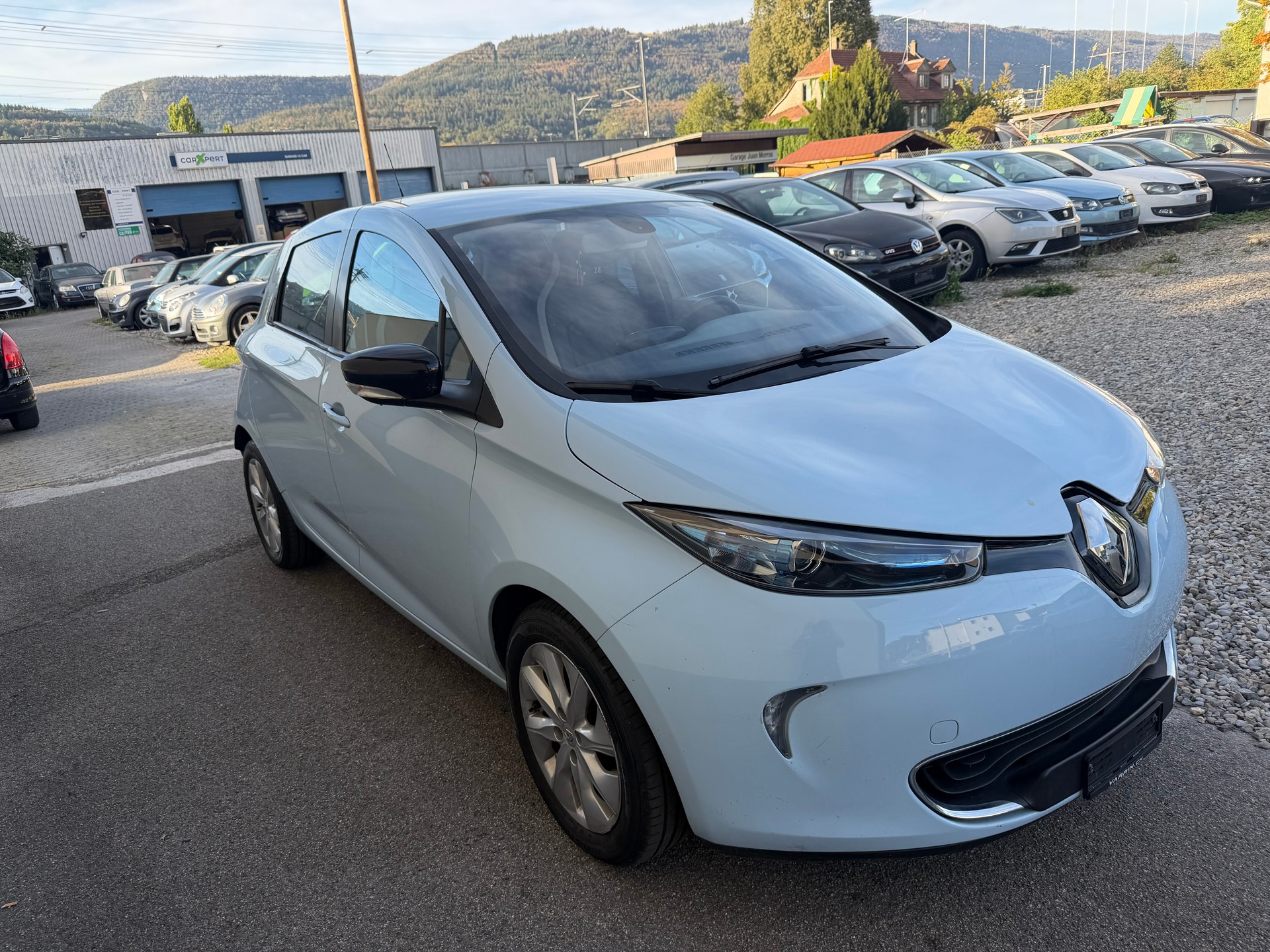 RENAULT Zoe Intens R240 (Batterie Miete)-image-1