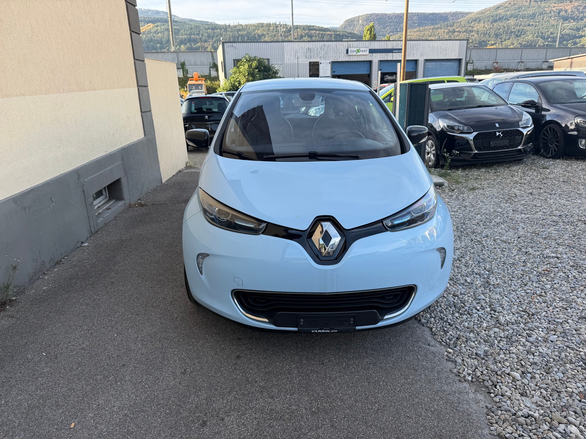 RENAULT Zoe Intens R240 (Batterie Miete)-image-0