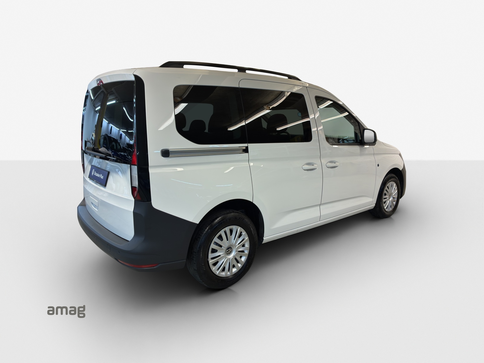 VW Caddy 2.0 TDI-image-4