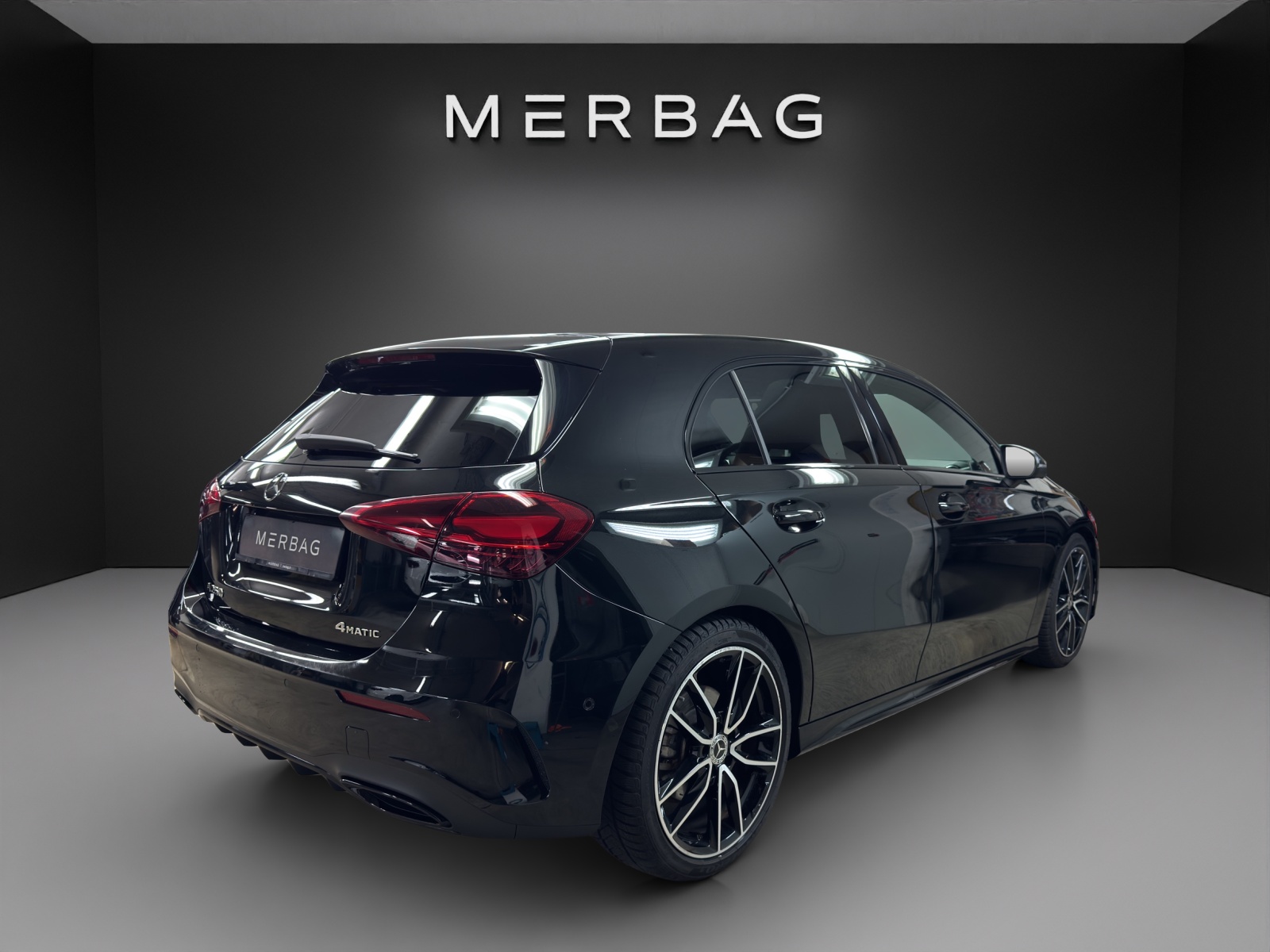 MERCEDES-BENZ A 250 4Matic 8G-DCT-image-4