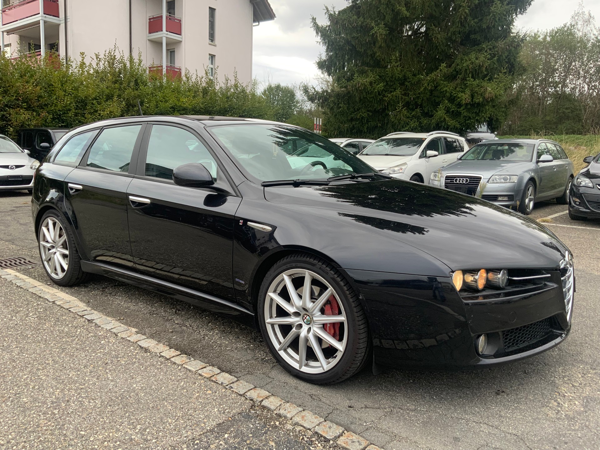 ALFA ROMEO 159 Sportwagon 2.4 JTD Distinctive Q-Tronic-image-2
