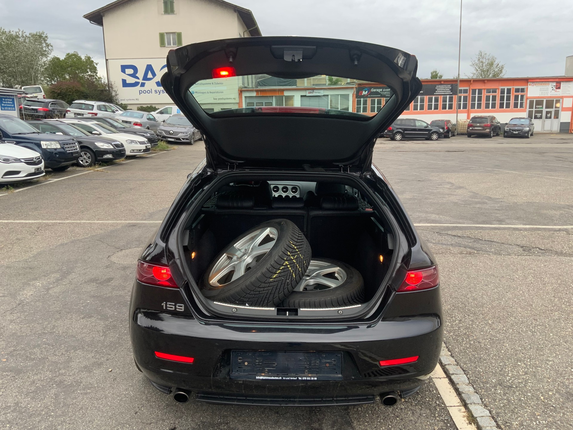 ALFA ROMEO 159 Sportwagon 2.4 JTD Distinctive Q-Tronic-image-6