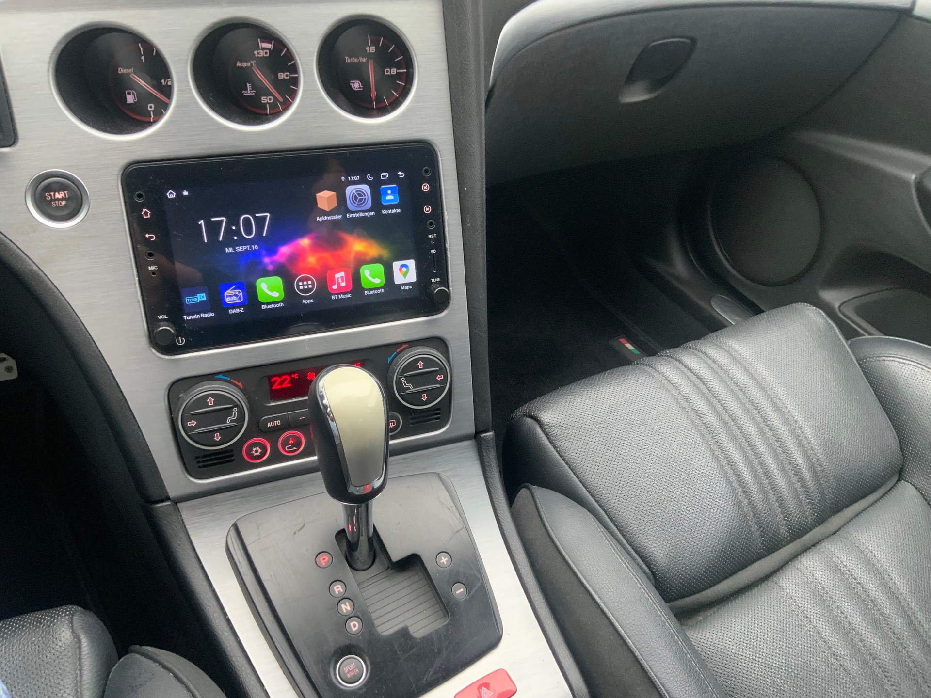 ALFA ROMEO 159 Sportwagon 2.4 JTD Distinctive Q-Tronic-image-10
