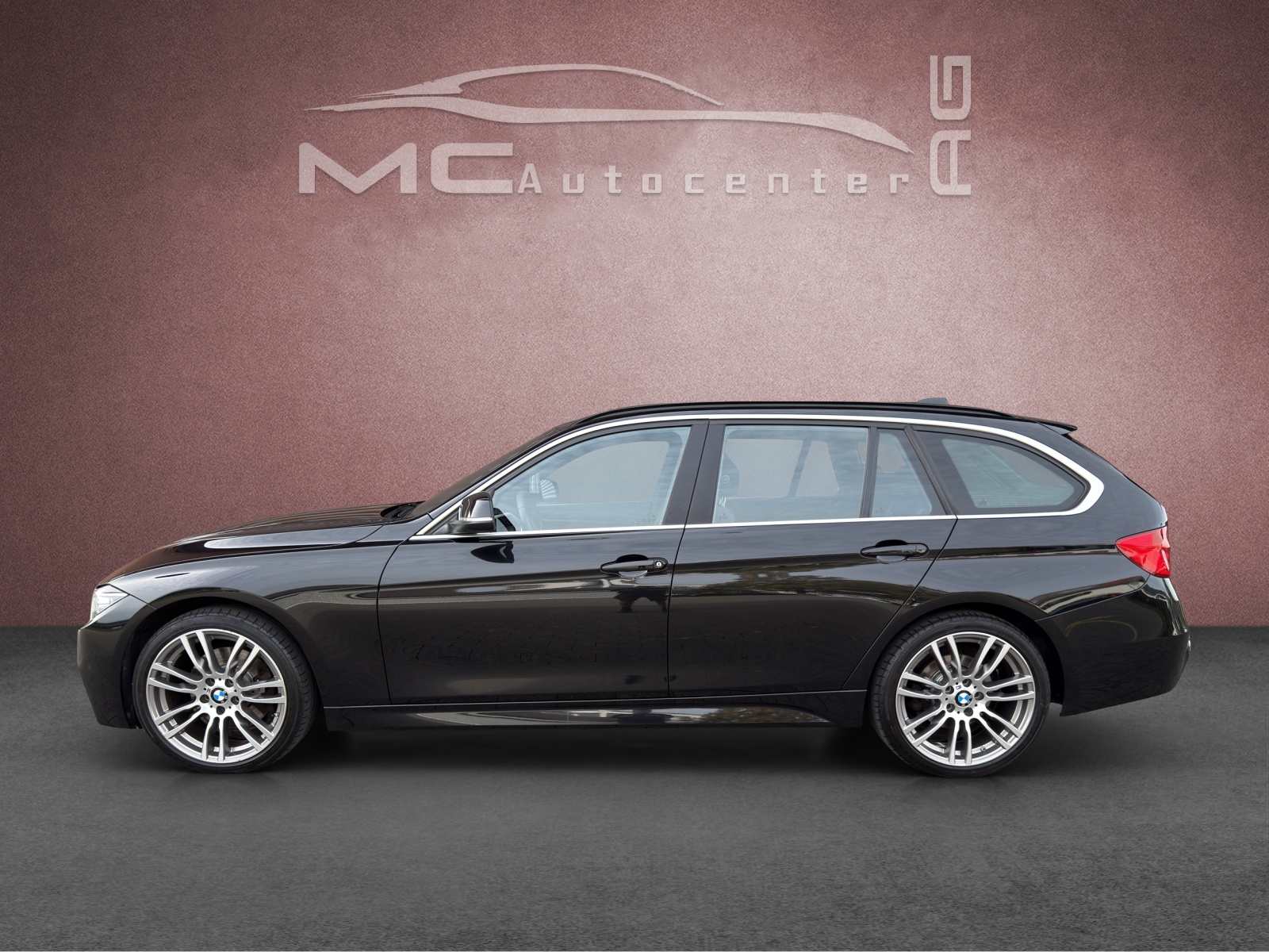 BMW 328i xDrive Touring M-Sportpaket Steptronic-image-1