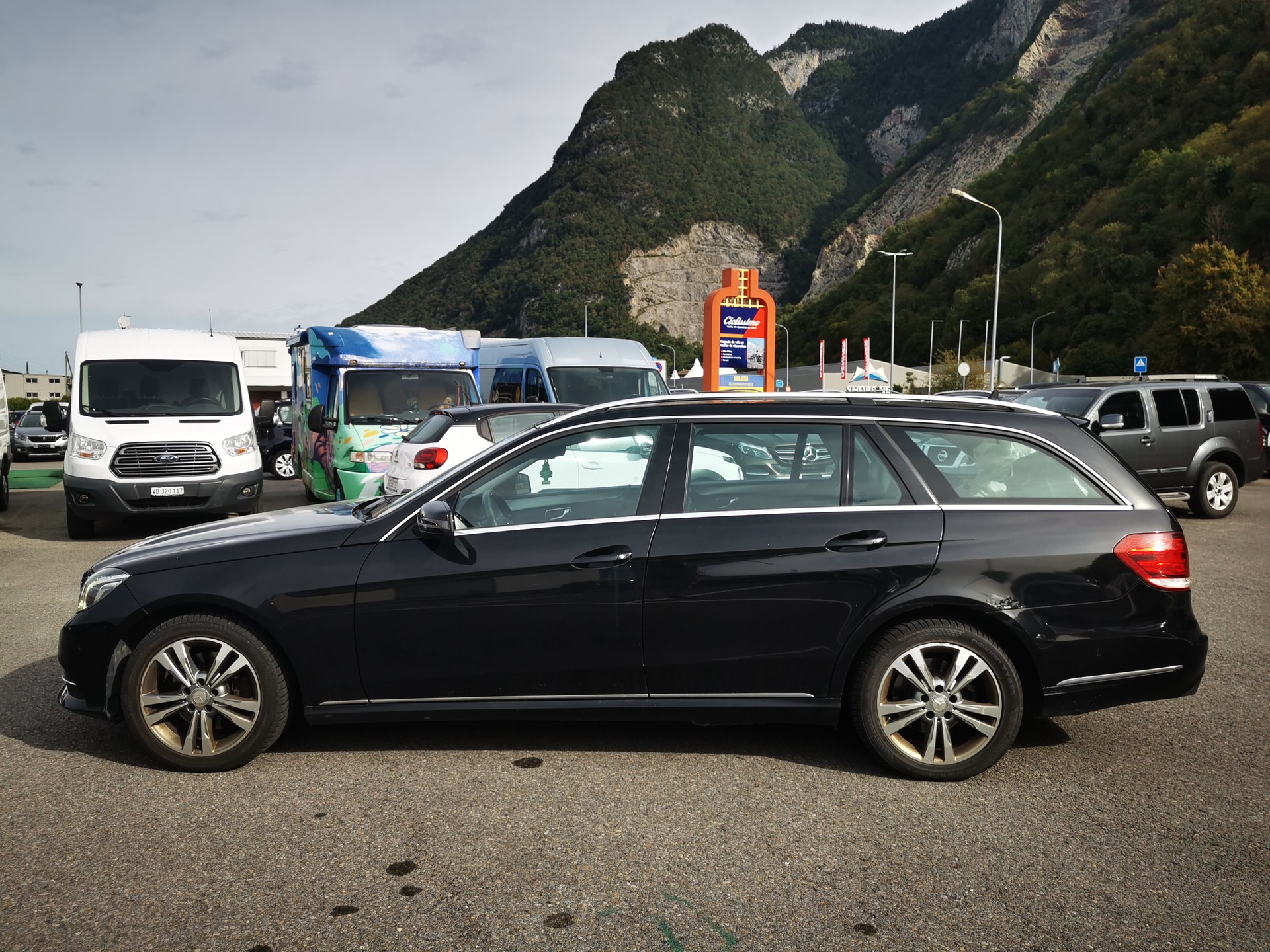 MERCEDES-BENZ E 250 BlueTEC 4Matic 7G-Tronic-image-3