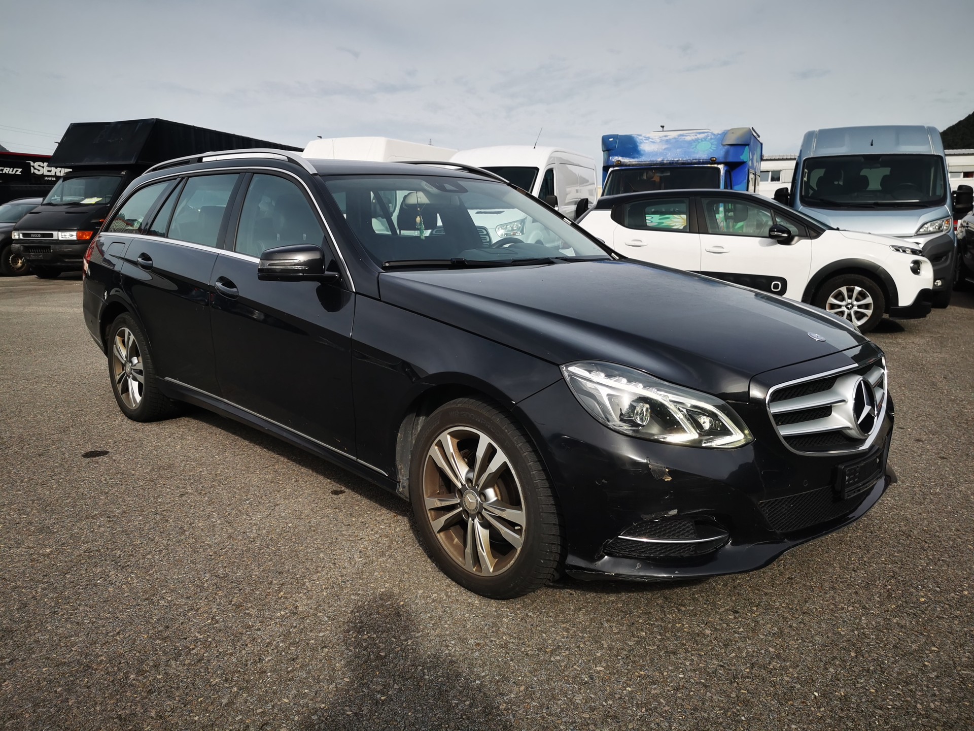 MERCEDES-BENZ E 250 BlueTEC 4Matic 7G-Tronic-image-1