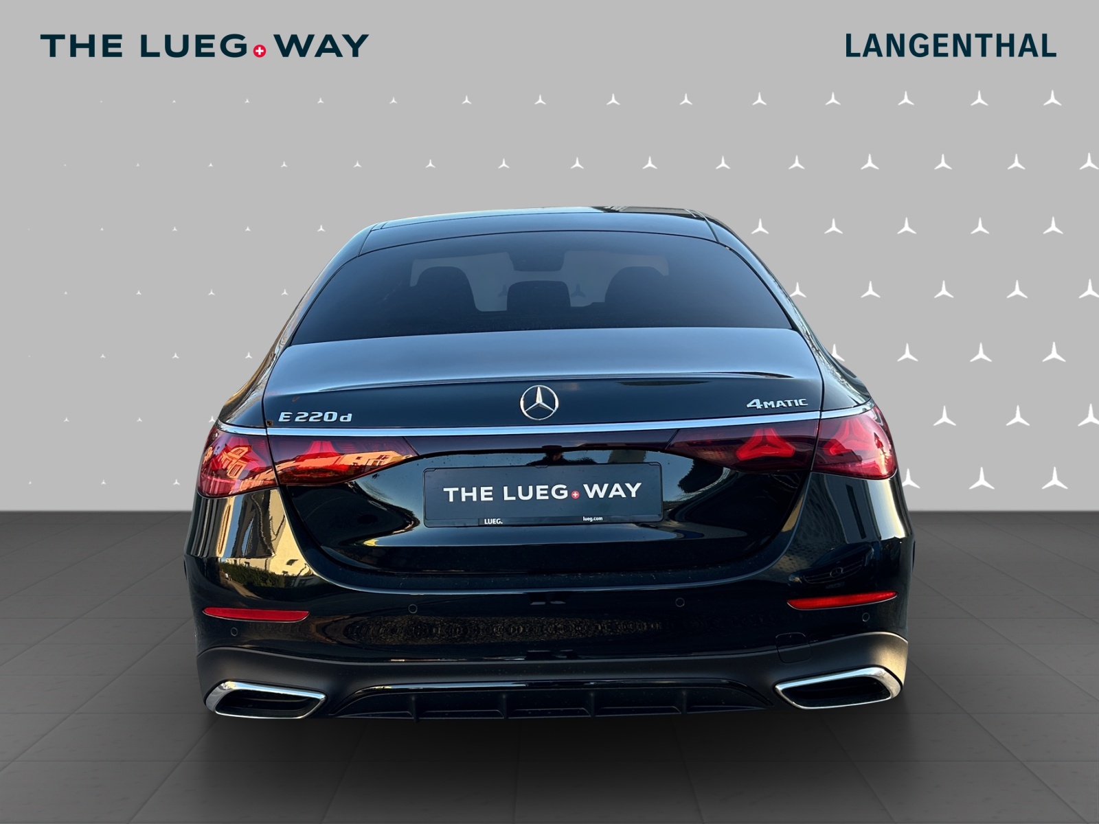 MERCEDES-BENZ E 220 d T 4Matic 9G-Tronic-image-3