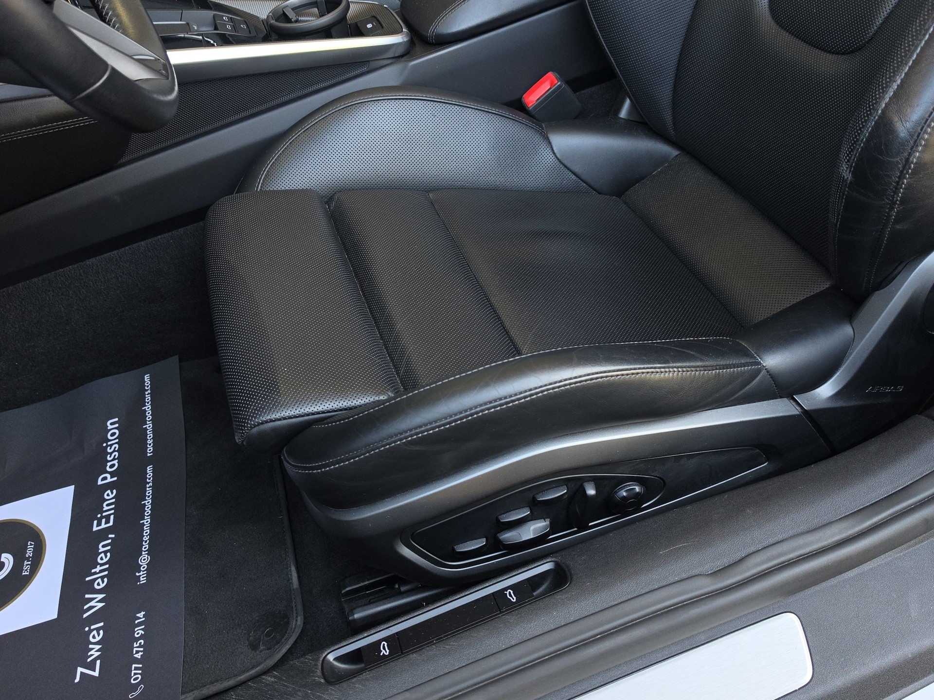 PORSCHE 911 Cabriolet 3.7 Turbo S PDK-image-16