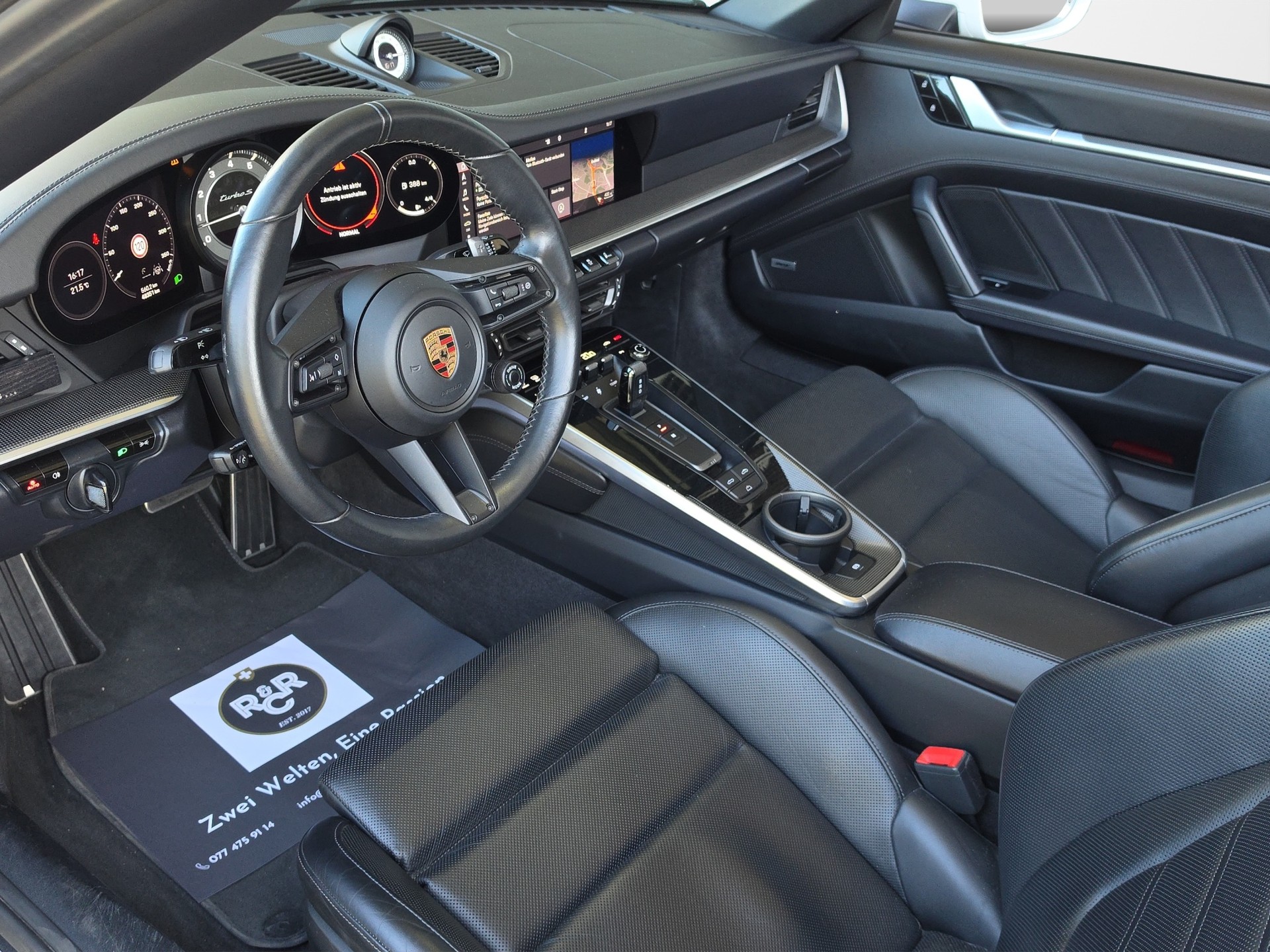PORSCHE 911 Cabriolet 3.7 Turbo S PDK-image-17