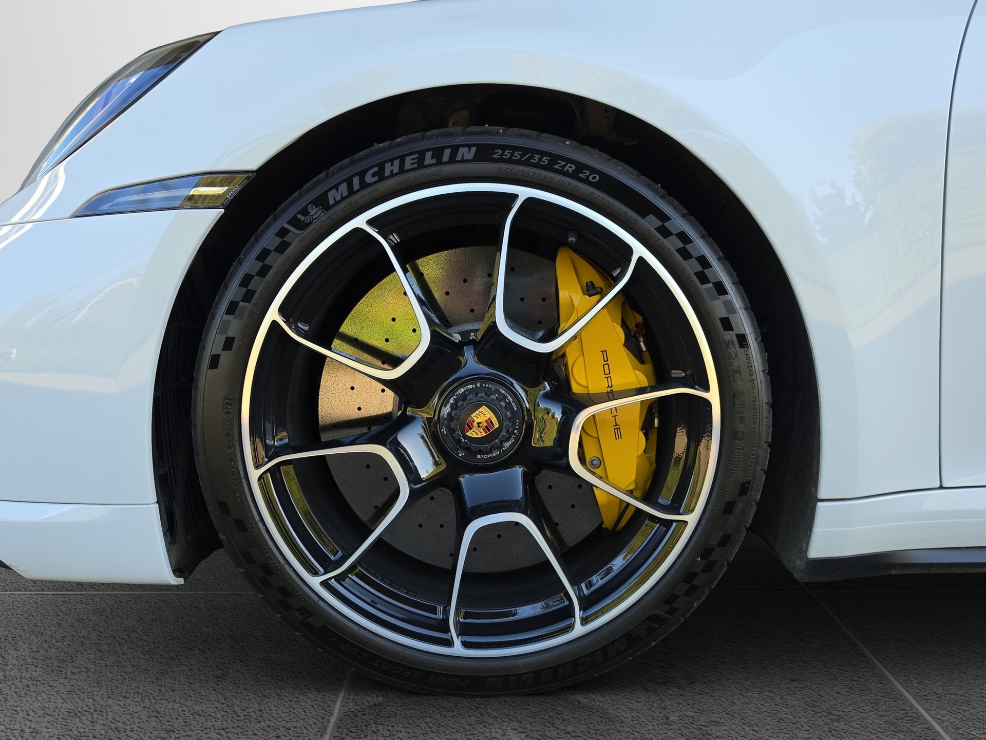 PORSCHE 911 Cabriolet 3.7 Turbo S PDK-image-8