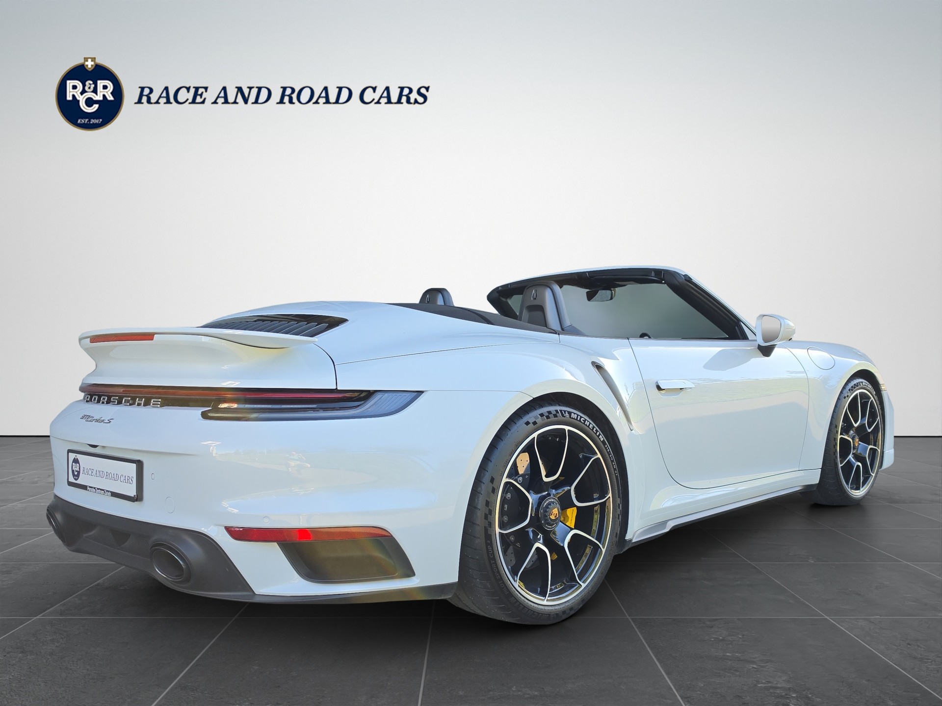 PORSCHE 911 Cabriolet 3.7 Turbo S PDK-image-4