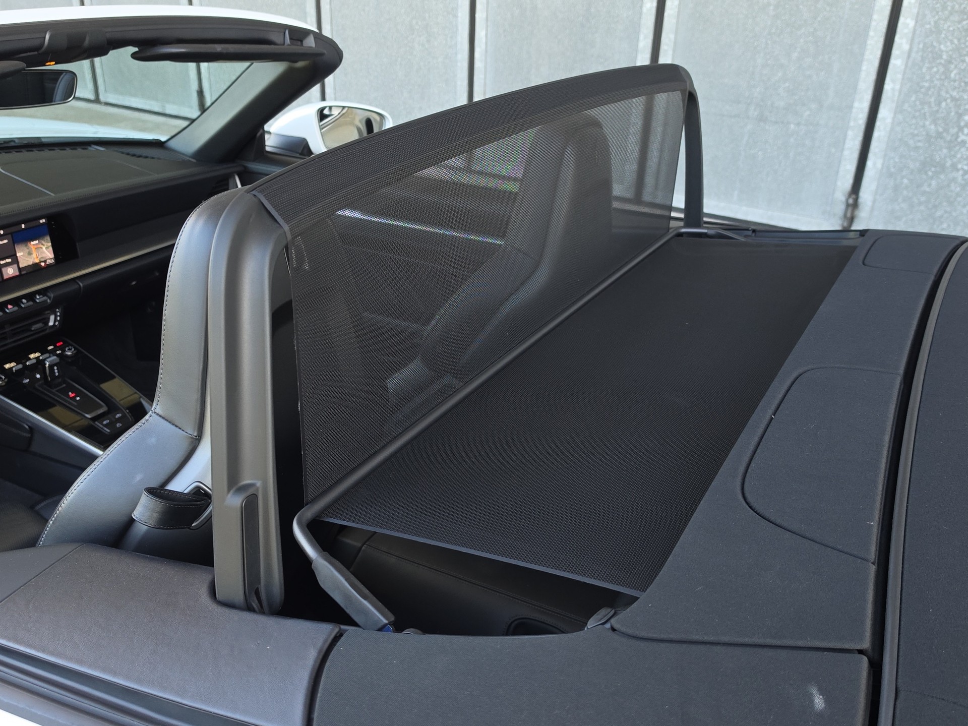 PORSCHE 911 Cabriolet 3.7 Turbo S PDK-image-10