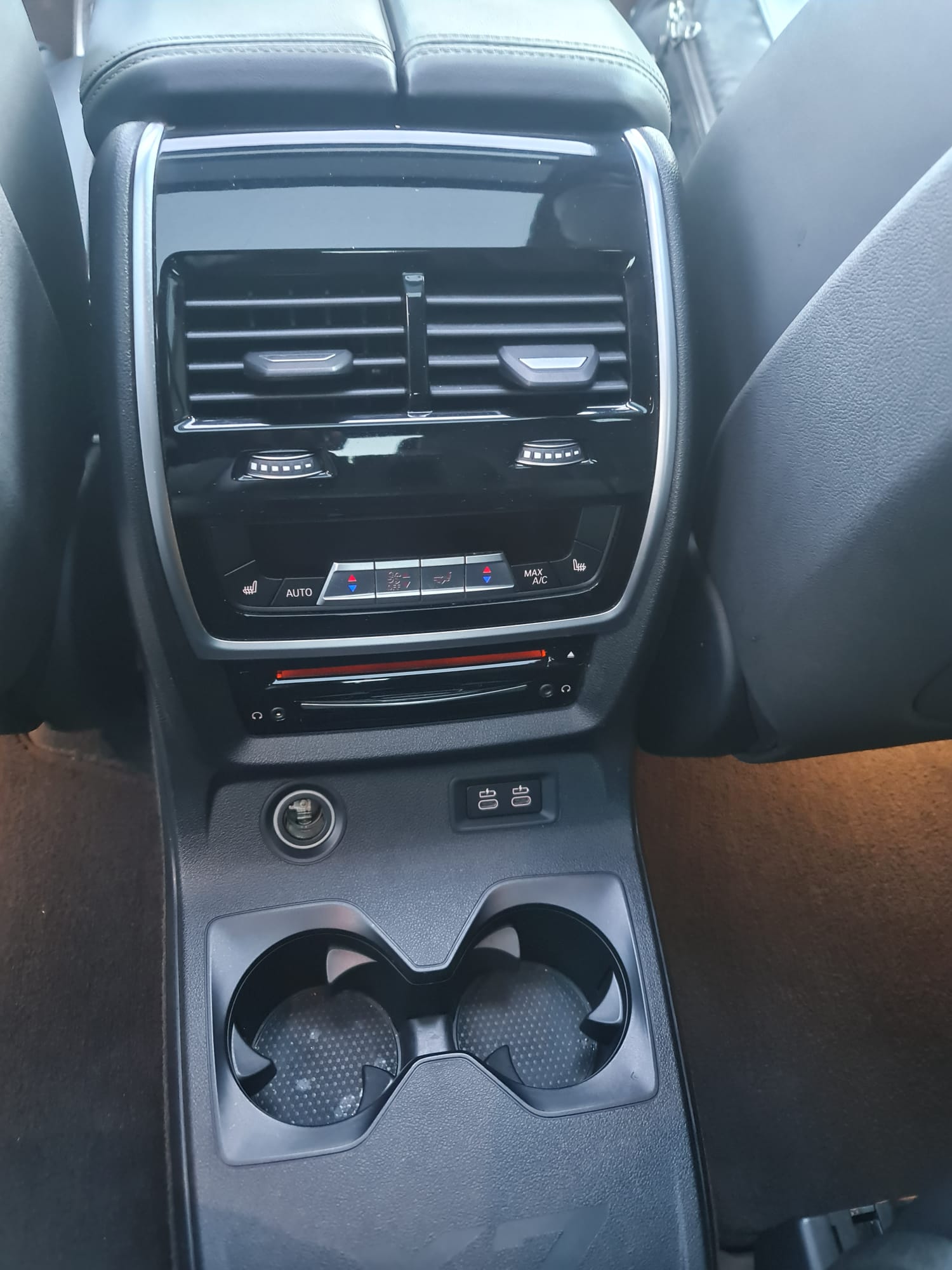 BMW X7 xDrive M50d Steptronic-image-12