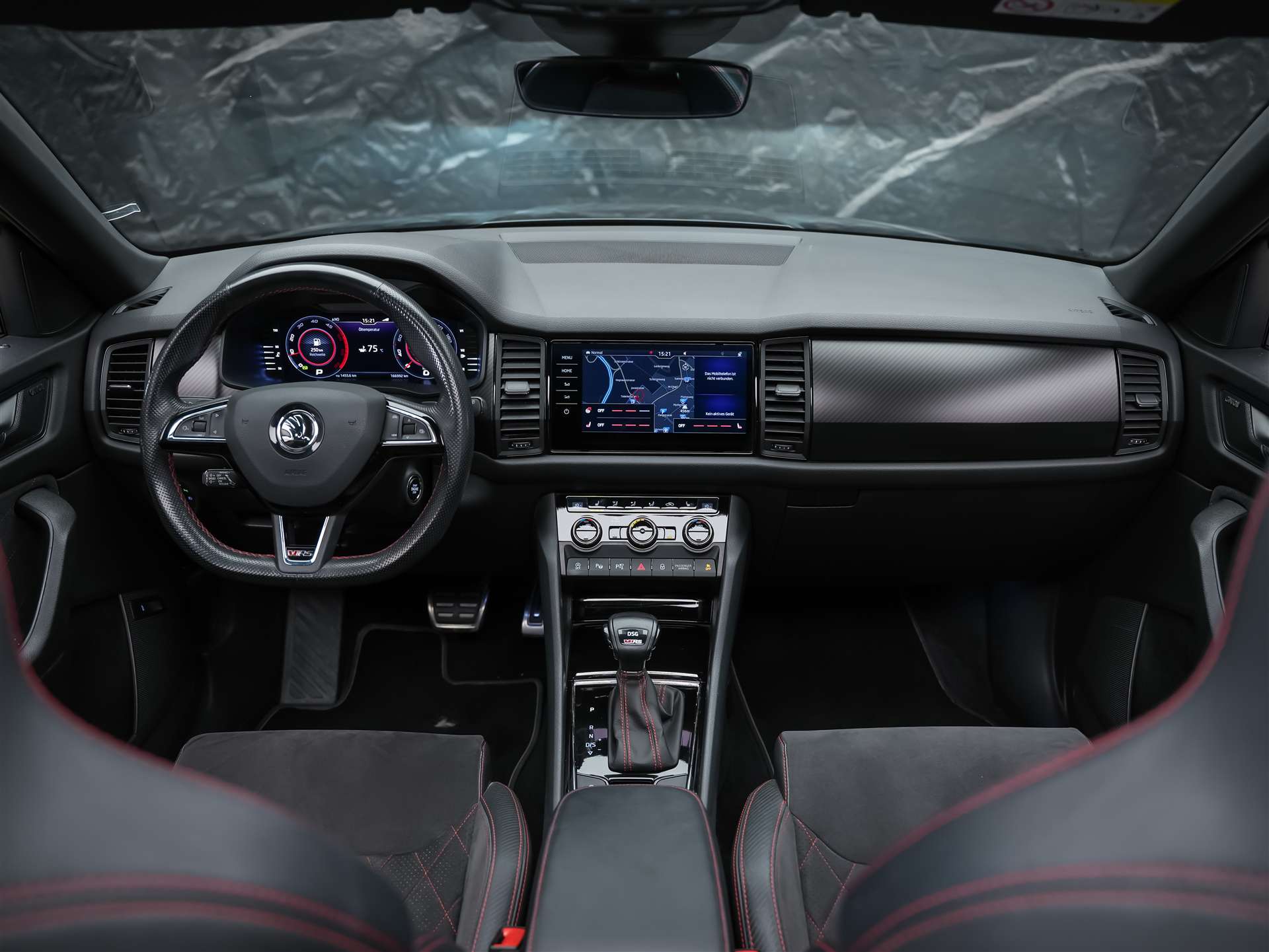 SKODA Kodiaq 2.0 Bi-TDI SCR RS 4x4 DSG *CH Fahrzeug*7 Plätzer*Panorama*Standheizung*-image-23